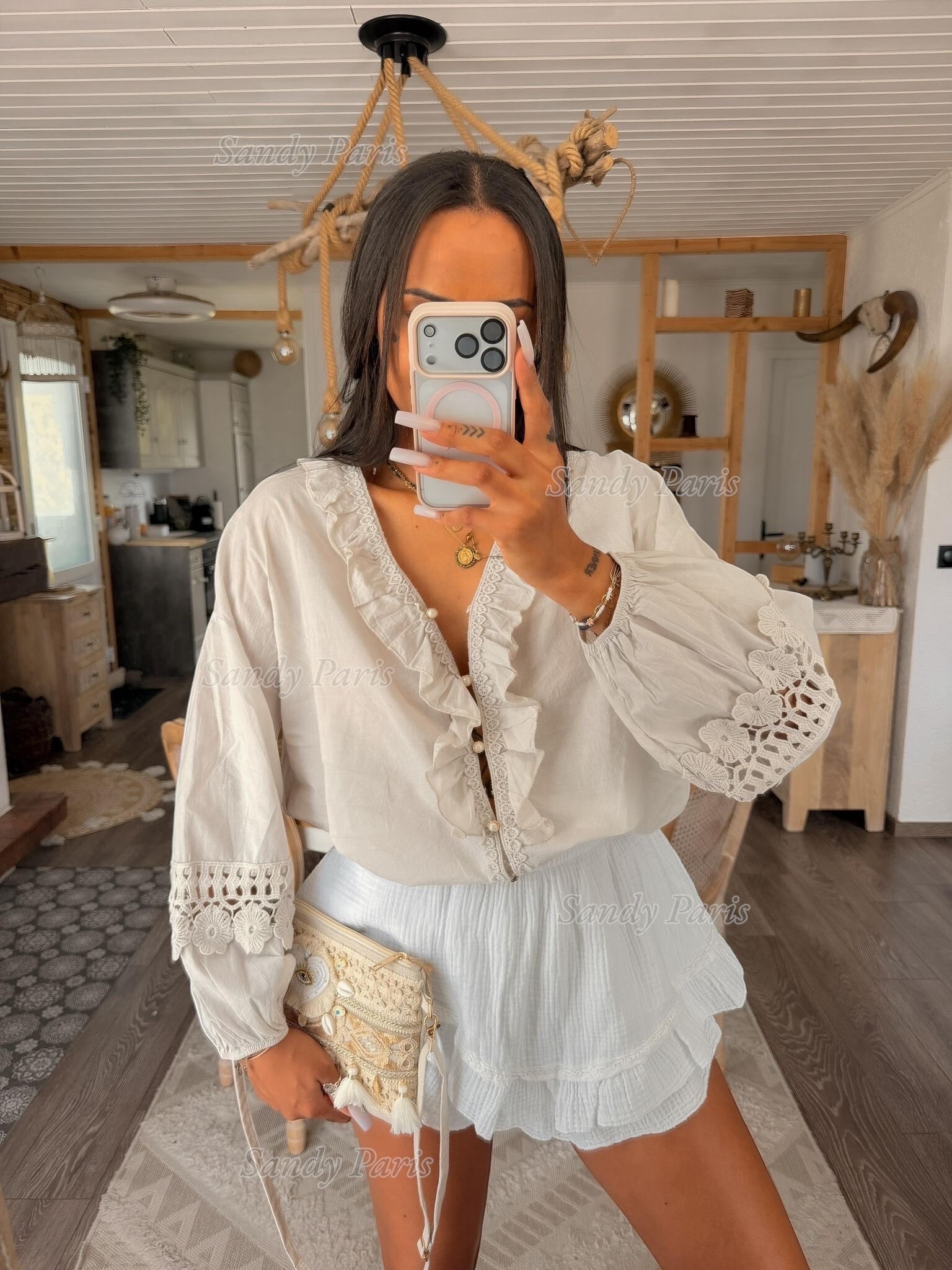 Grossista Sandy Paris - Camicia fluida con volant e dettagli in pizzo – Stile boho chic