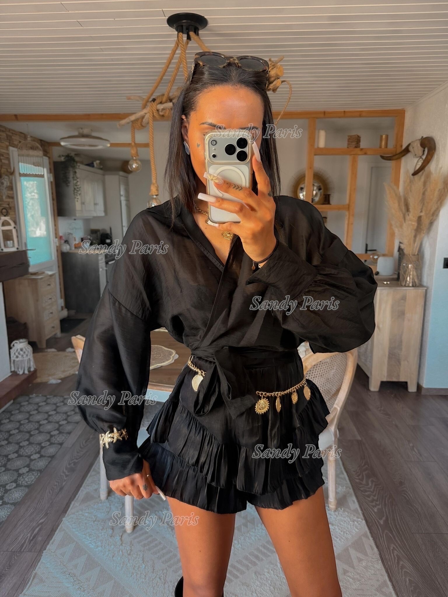 Grossista Sandy Paris - Camicia a portafoglio con fiocco e maniche a sbuffo