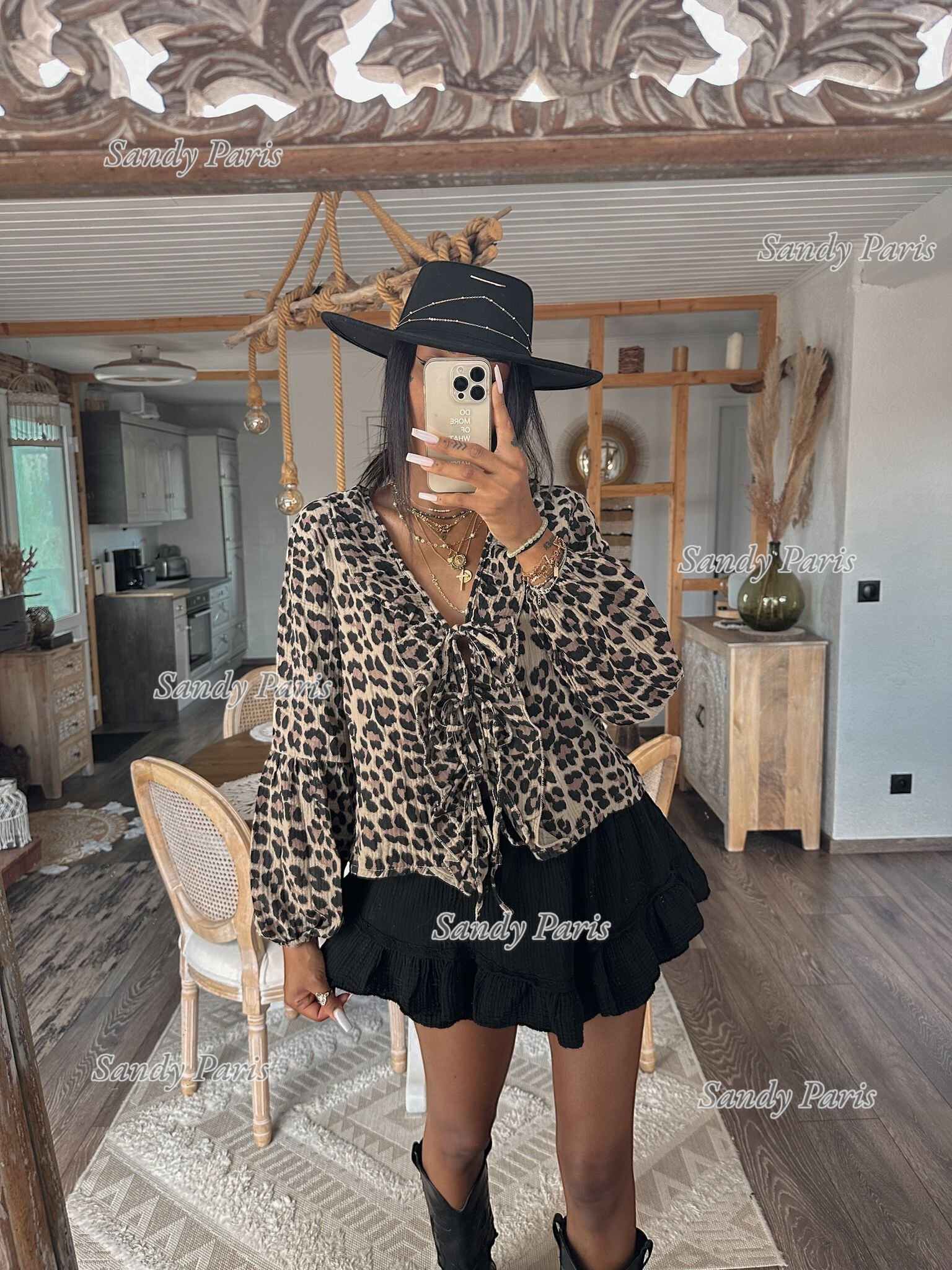 Großhändler Sandy Paris - Bohème Leopardenbluse mit Rüschen-Details