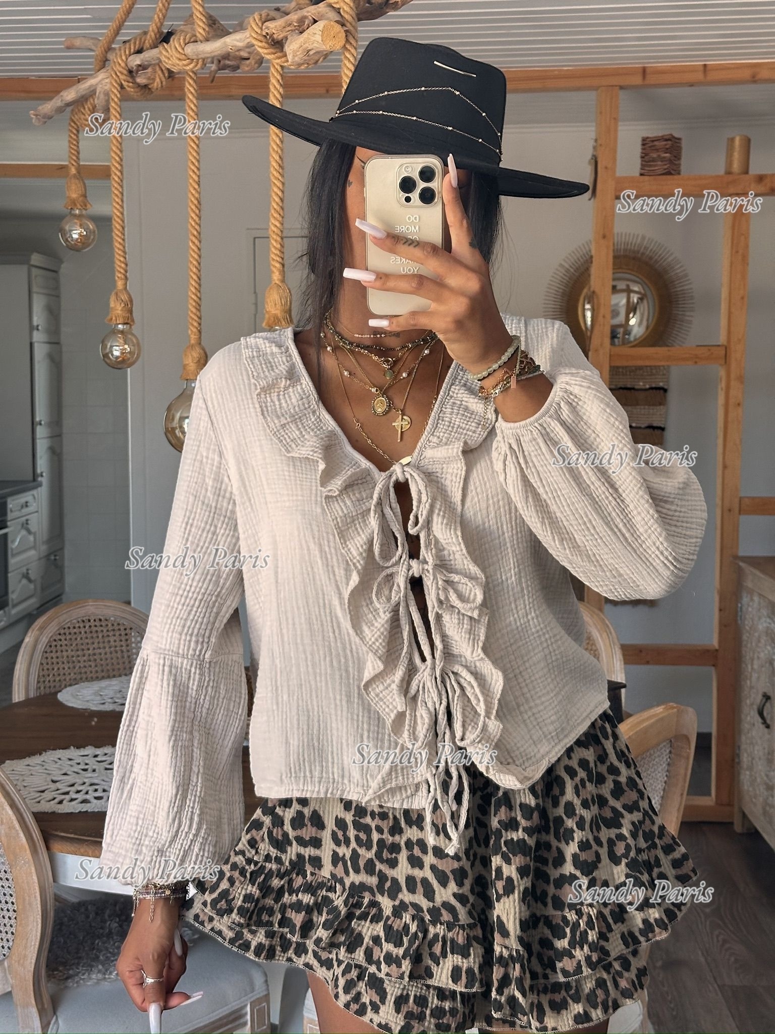 Großhändler Sandy Paris - Böhmische Bluse mit Rüschendetails