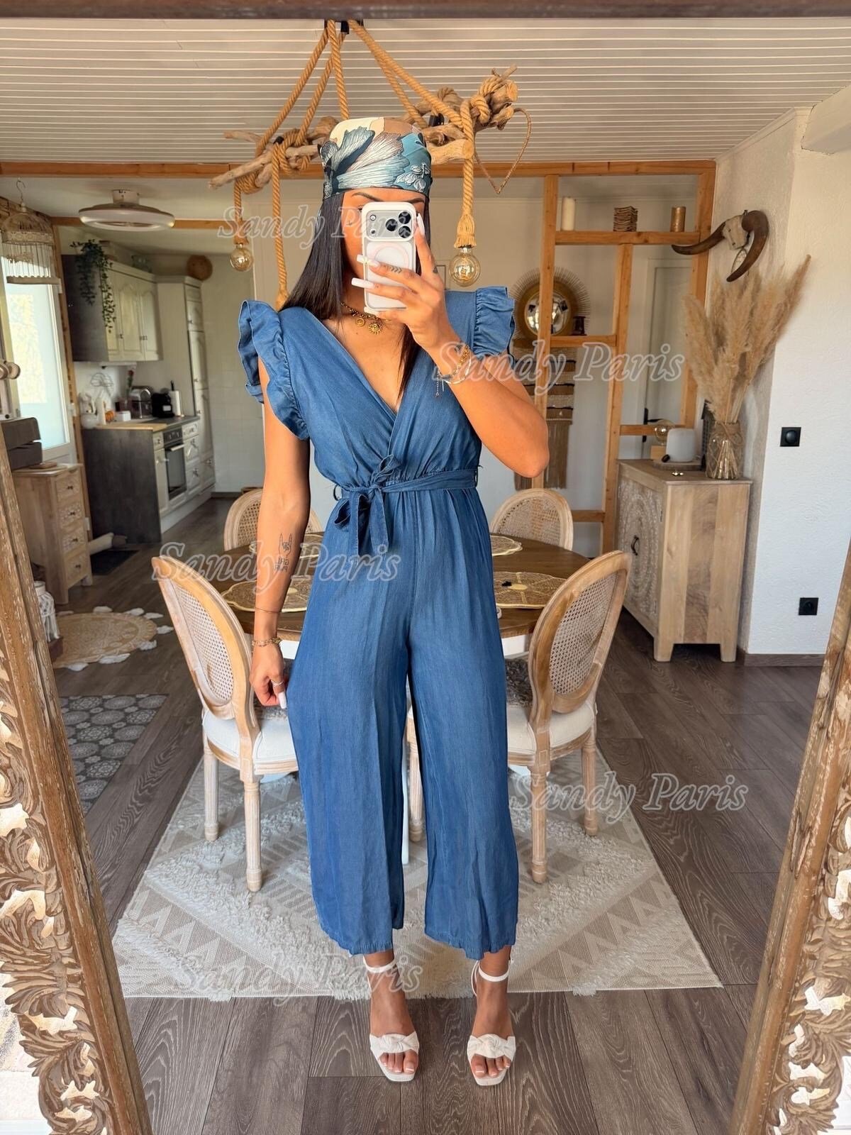 Großhändler Sandy Paris - Fließender Overall mit Rüschen & Überkreuztem Ausschnitt – Lässige Eleganz