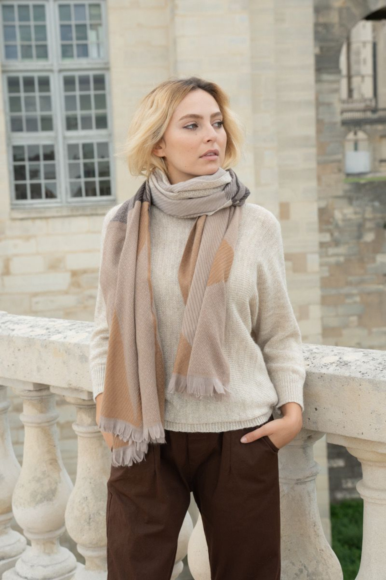 Wholesaler Sandy Paris - Scarf