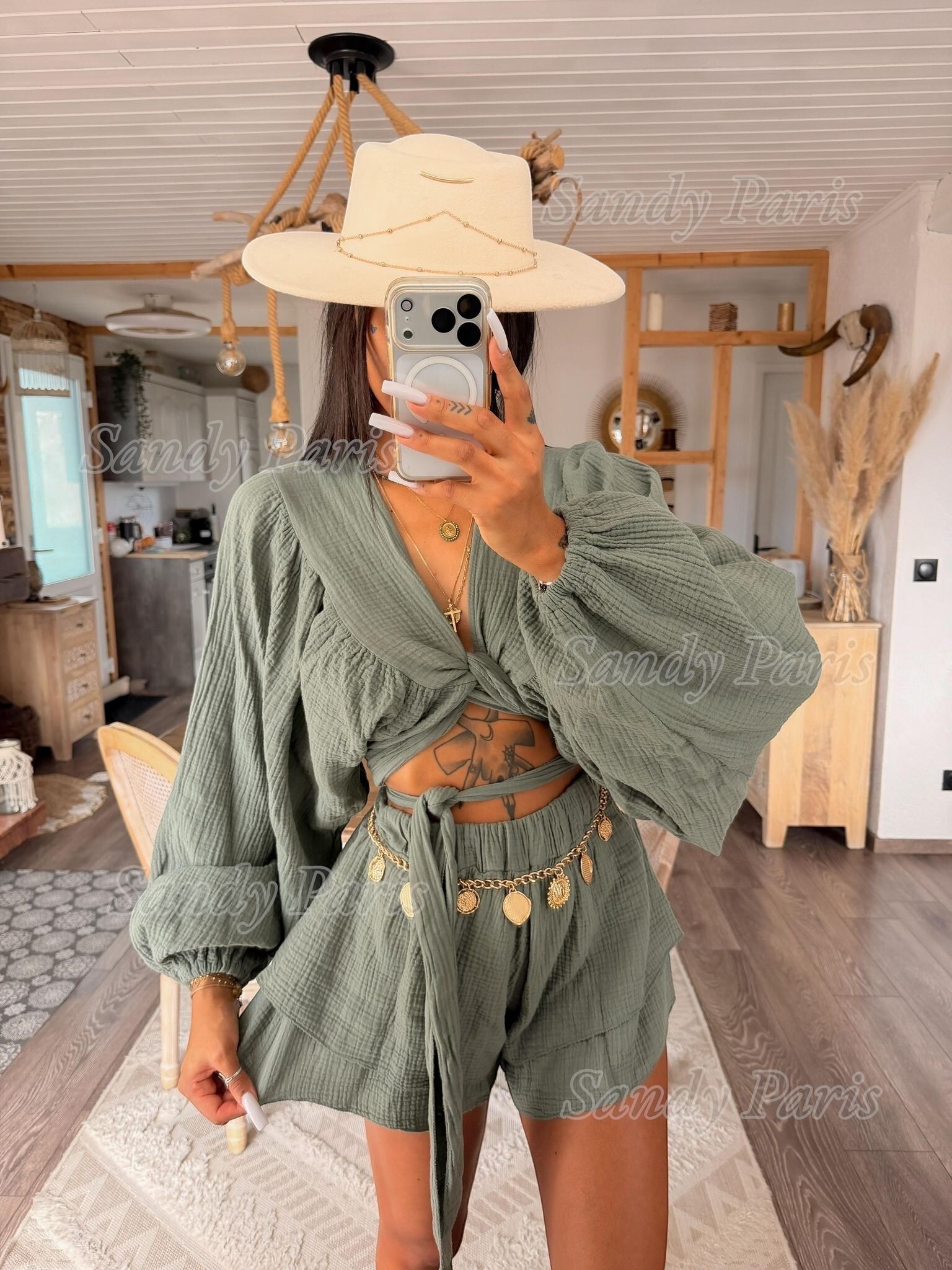 Großhändler Sandy Paris - Set aus Bluse mit Puffärmeln und Shorts aus Baumwollgaze