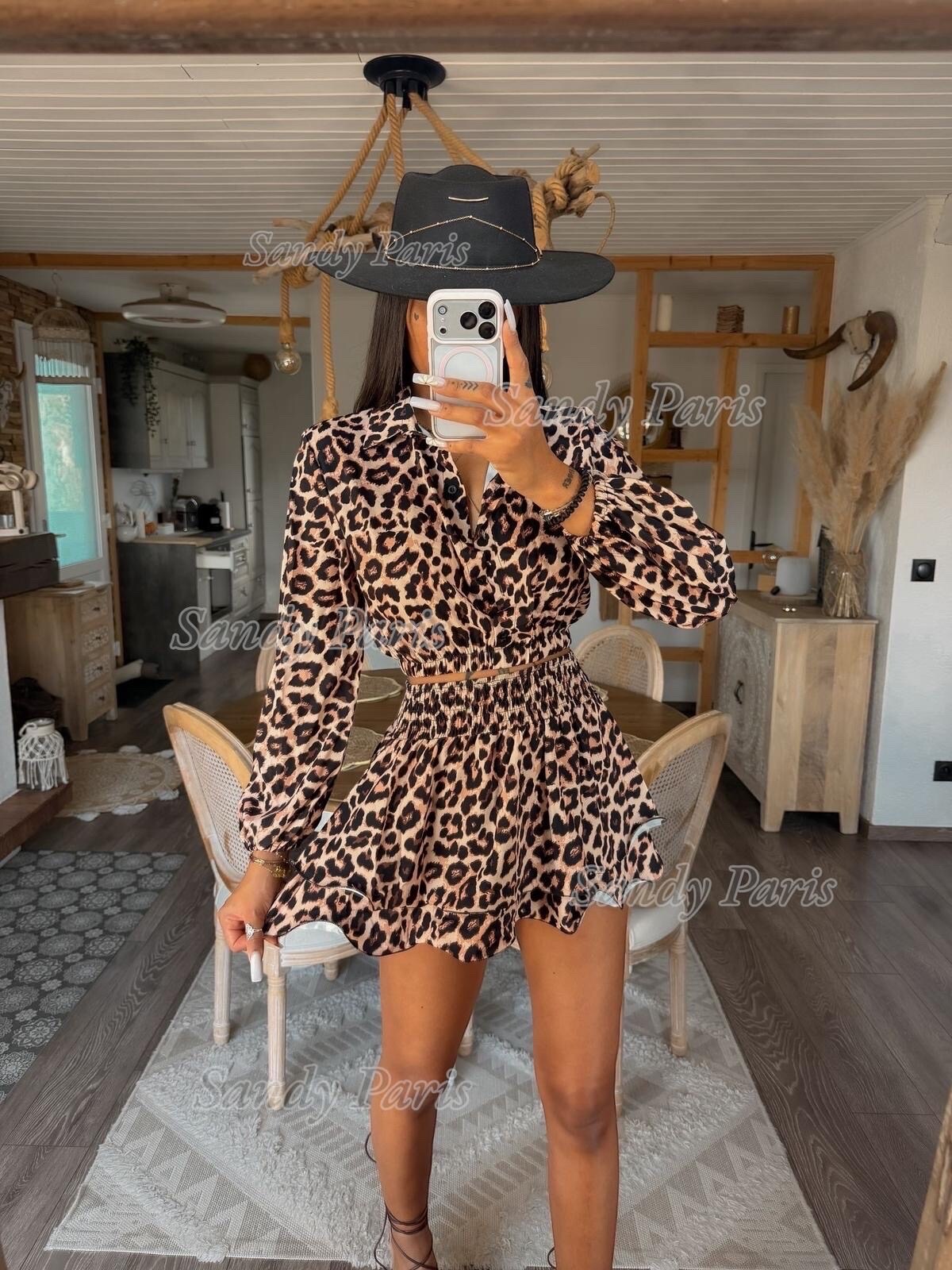 Grossista Sandy Paris - Completo Elegante con Gonna a Balze LEOPARDO – Look Sofisticato e Moderno