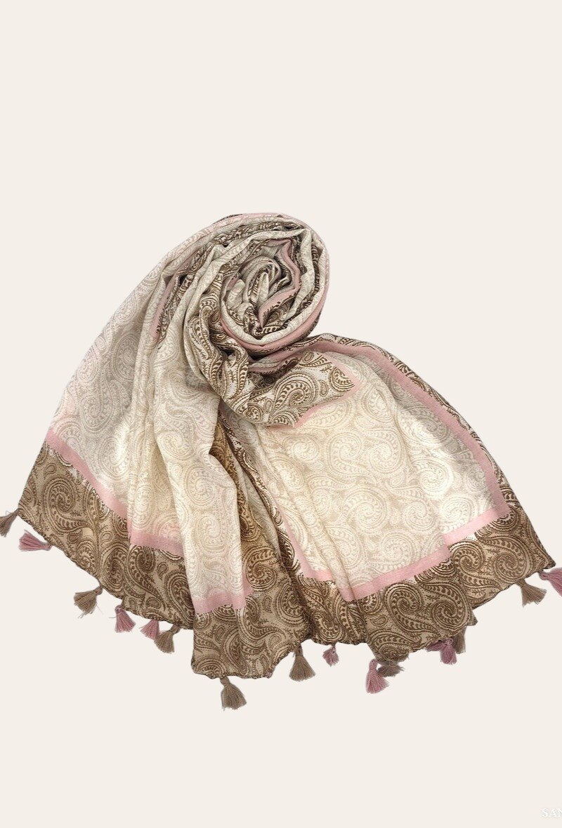 Wholesaler Sandy Paris - Printed scarf with pompoms