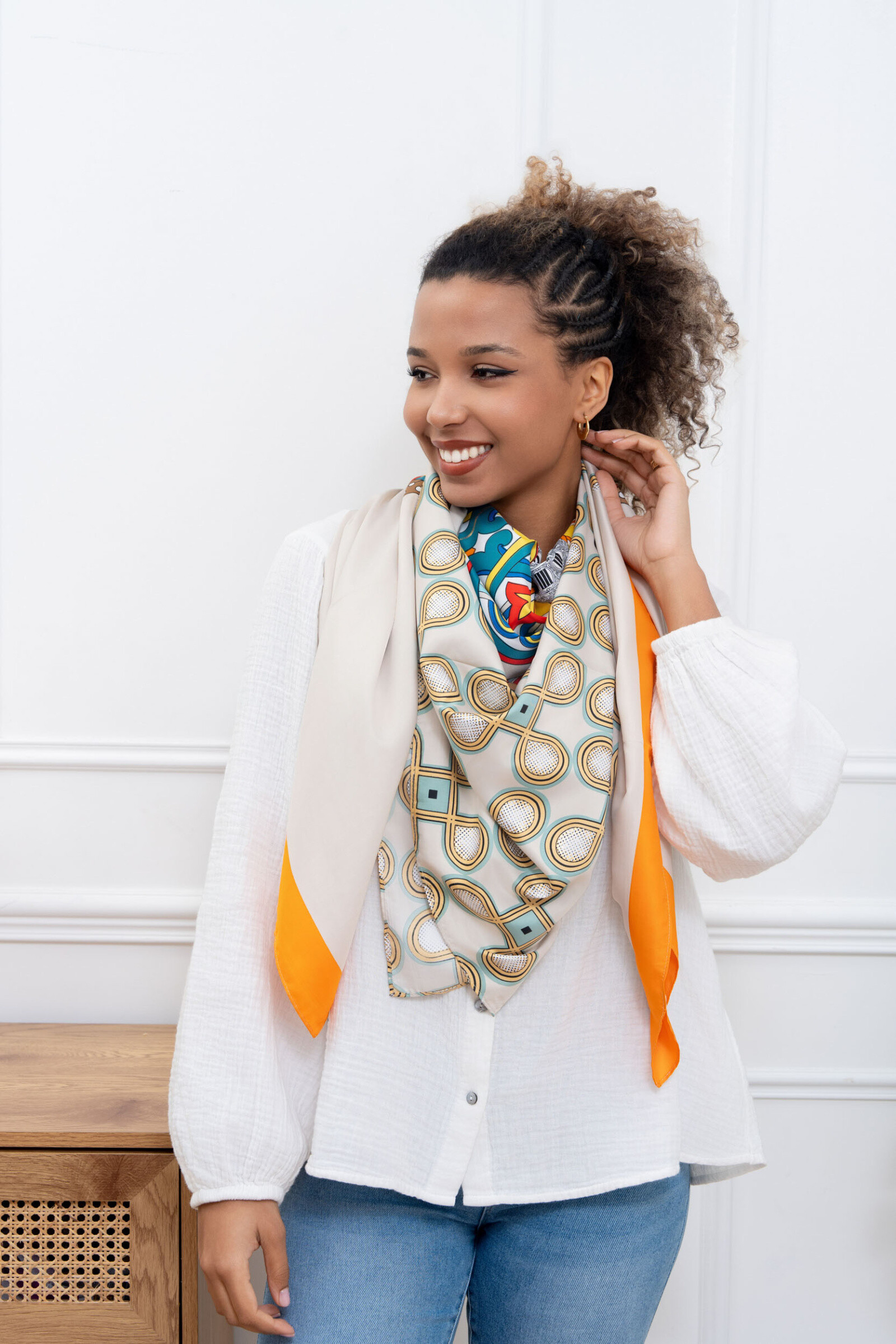 Wholesaler Sandy Paris - Square scarf printed by 130*130