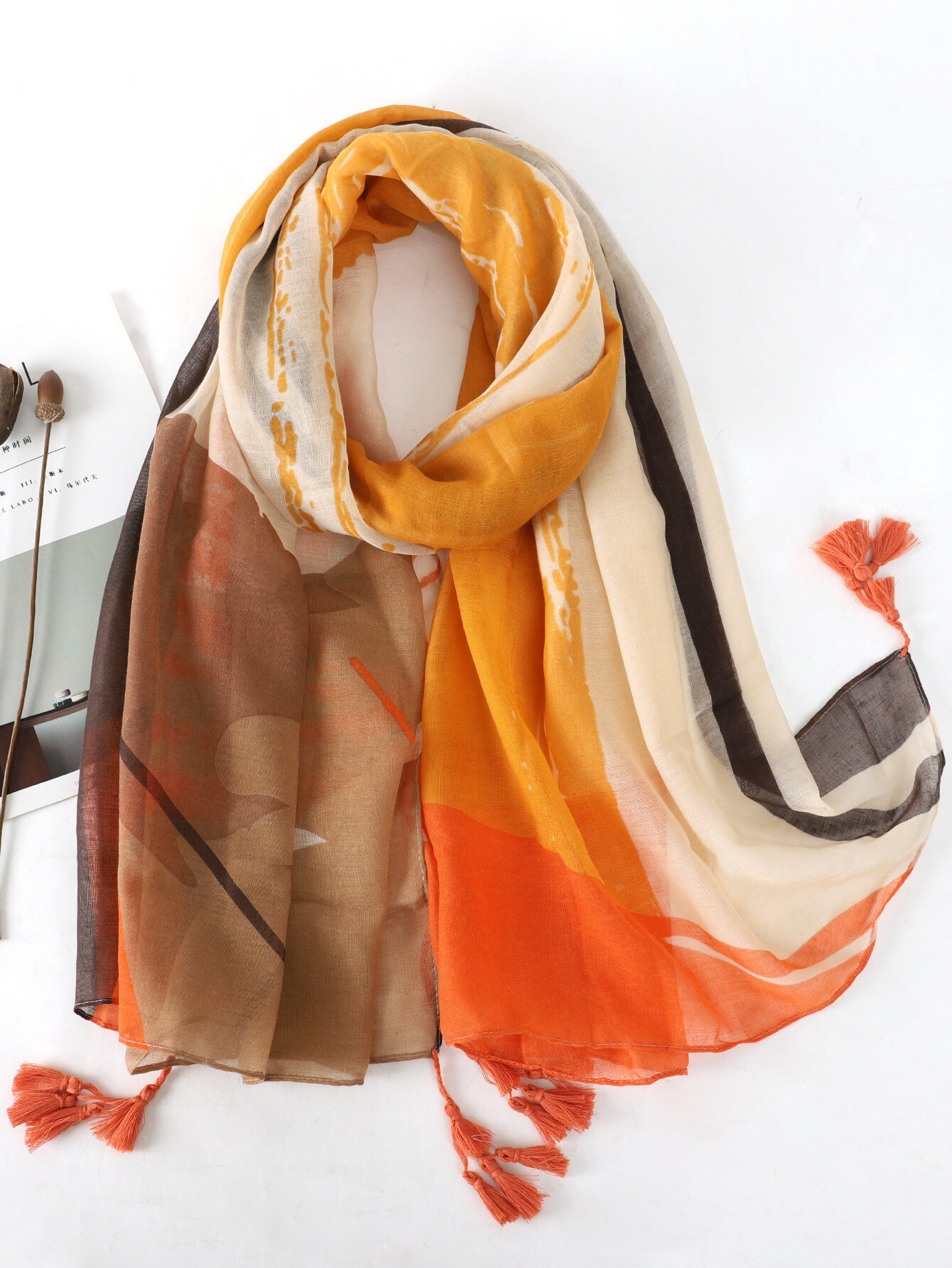 Mayorista Sandy Paris - Pañuelo estampado con borlas