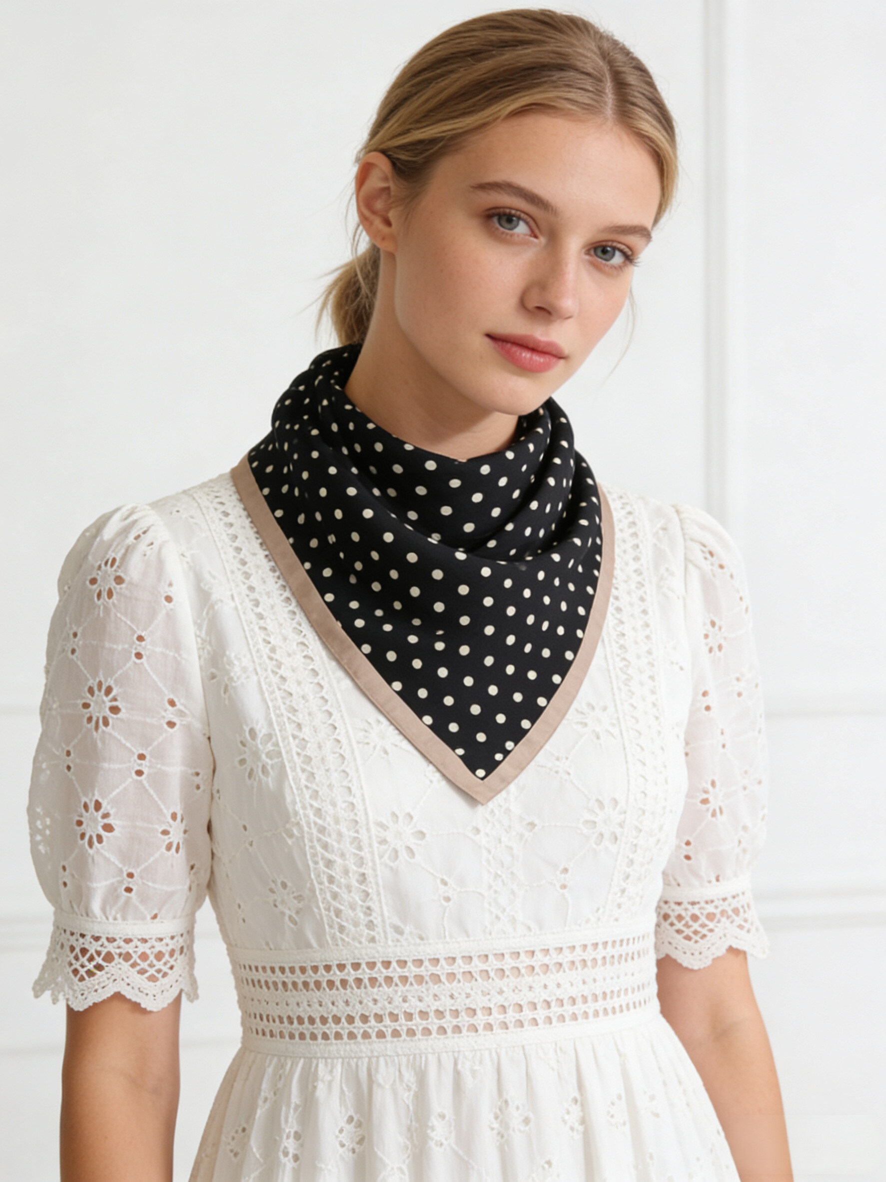 Mayorista Sandy Paris - Pañuelo triangular estampado