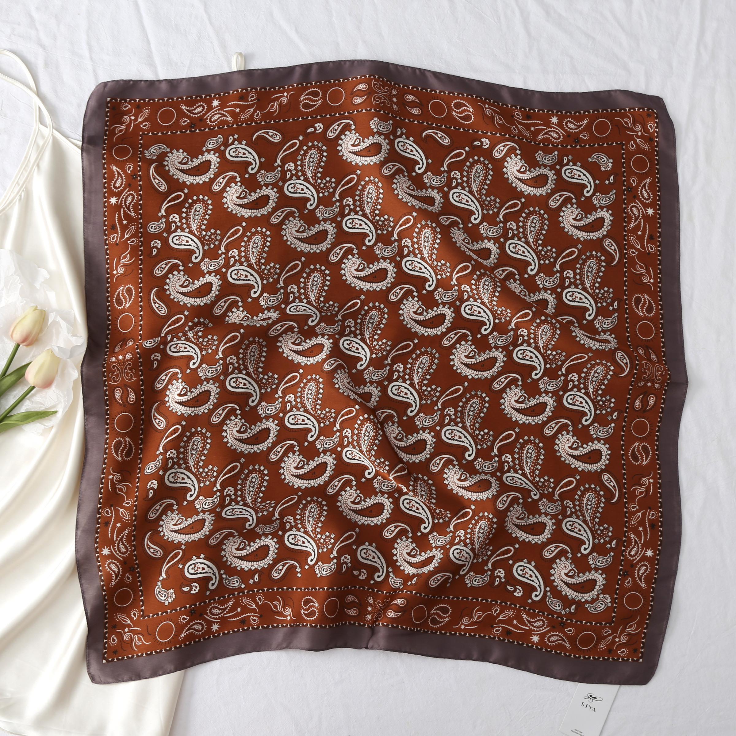 Grossista Sandy Paris - Piccolo foulard stampato