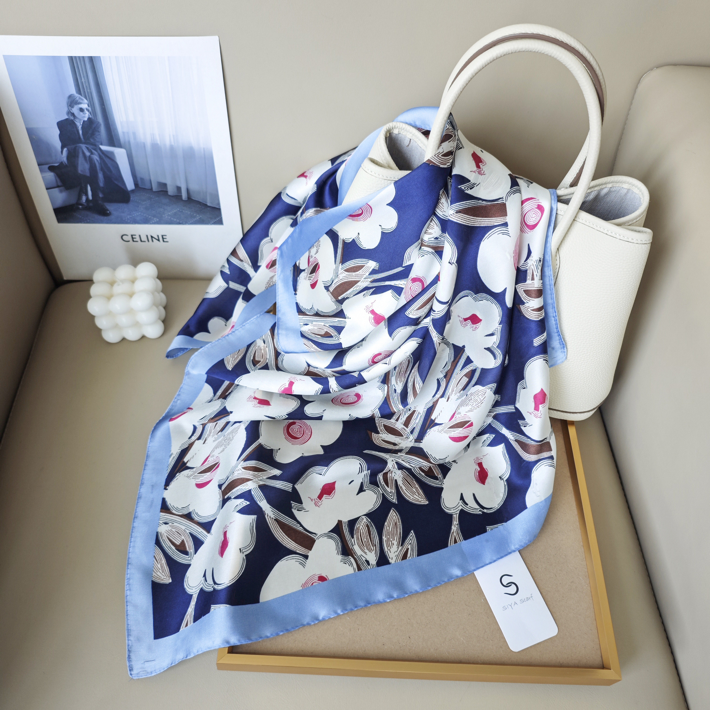 Mayorista Sandy Paris - Pequeño pañuelo estampado