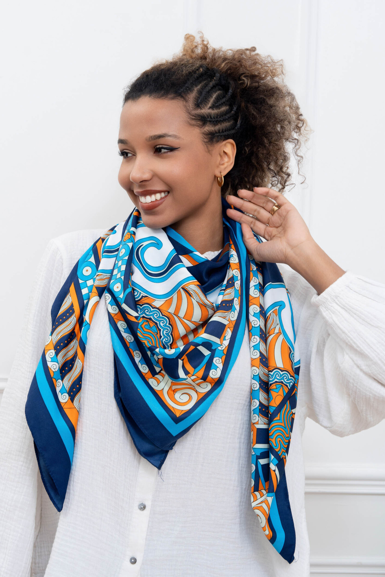 Wholesaler Sandy Paris - Square scarf printed by 130*130