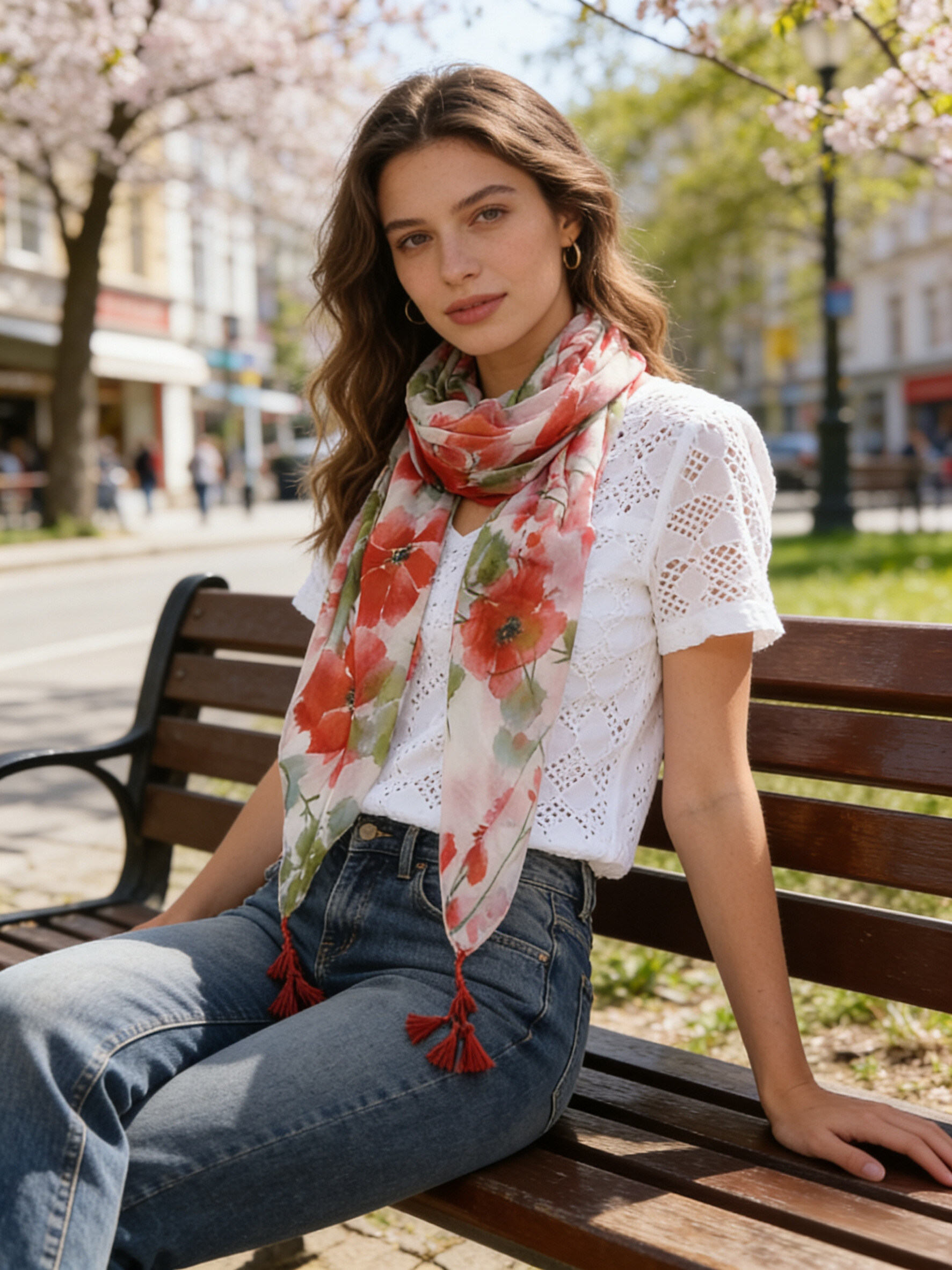 Grossista Sandy Paris - Foulard stampato con nappine