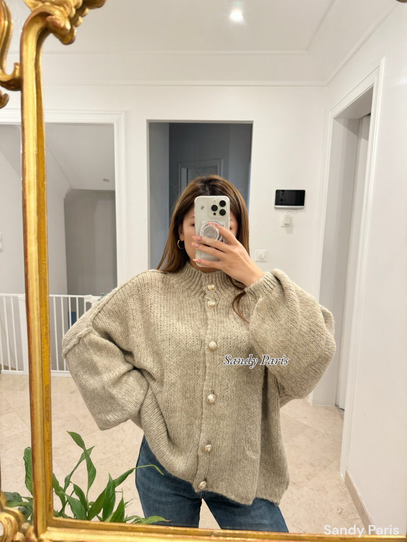 Grossiste Sandy Paris - Cardigan fluffy oversize à bouton doré avec Mohair et laine