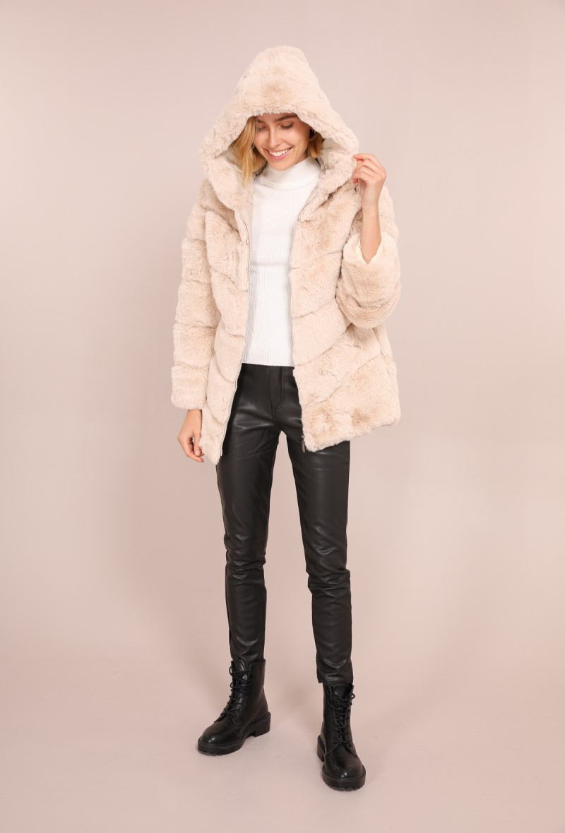 Wholesaler Sandy Paris - Long faux fur coat with hood