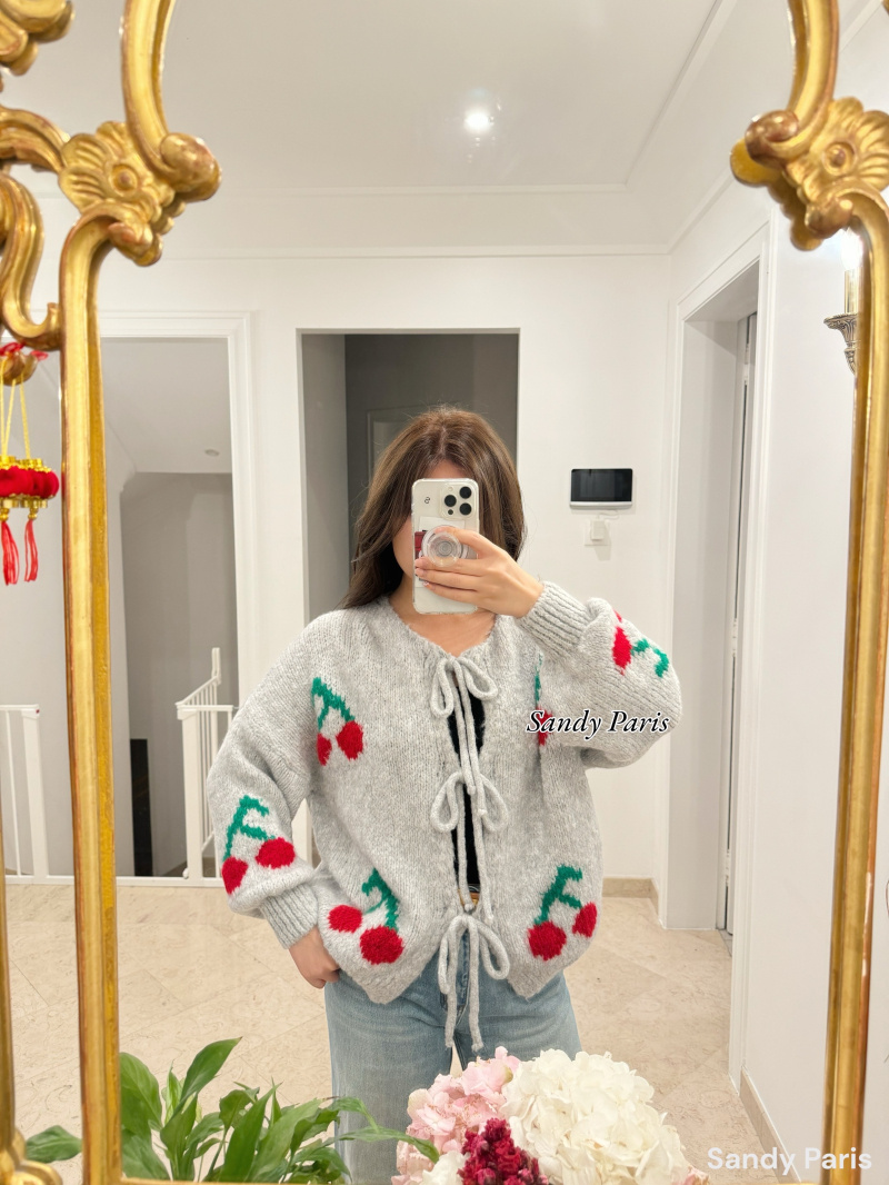 Grossista Sandy Paris - Cardigan soffice con maniche a sbuffo in lana e mohair
