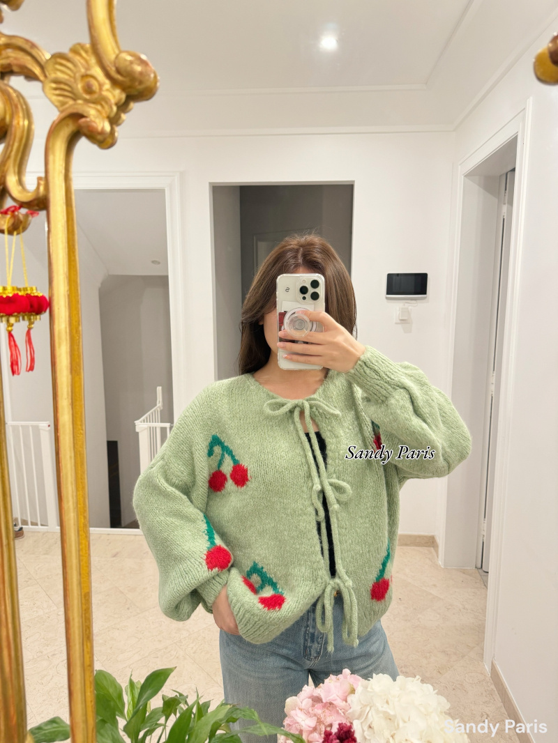 Grossiste Sandy Paris - Cardigan fluffy à manche bouffante avec laine et mohair