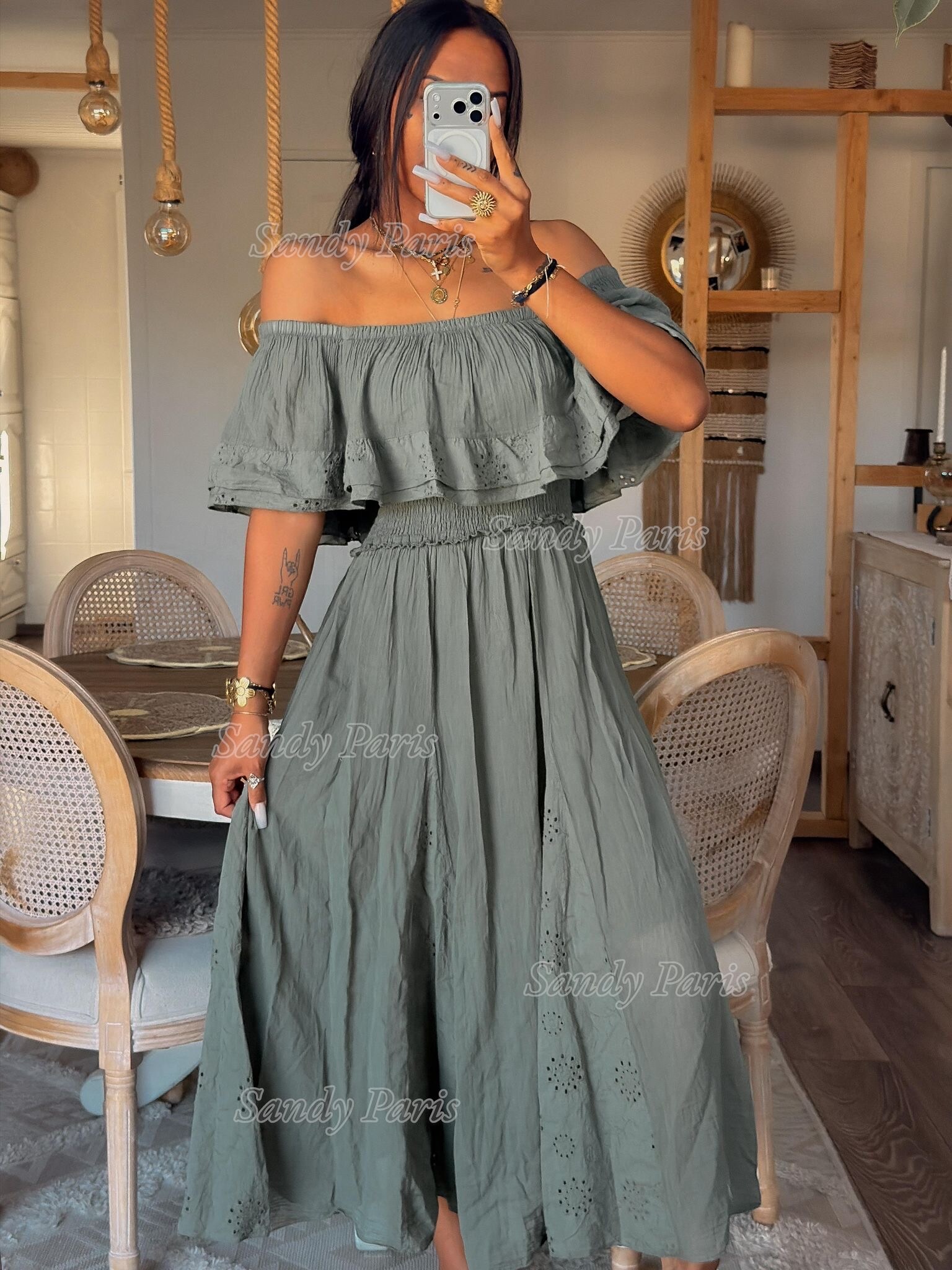 Grossista Sandy Paris - Abito lungo bardot con spalle scoperte – Stile bohémien
