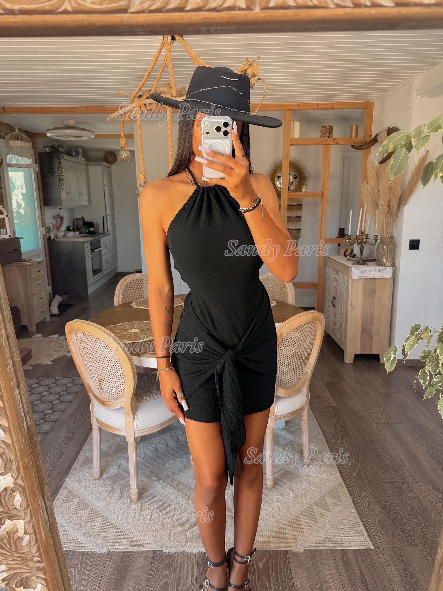 Mayorista Sandy Paris - Vestido Corto con Espalda Descubierta Drapé – Sandy Paris
