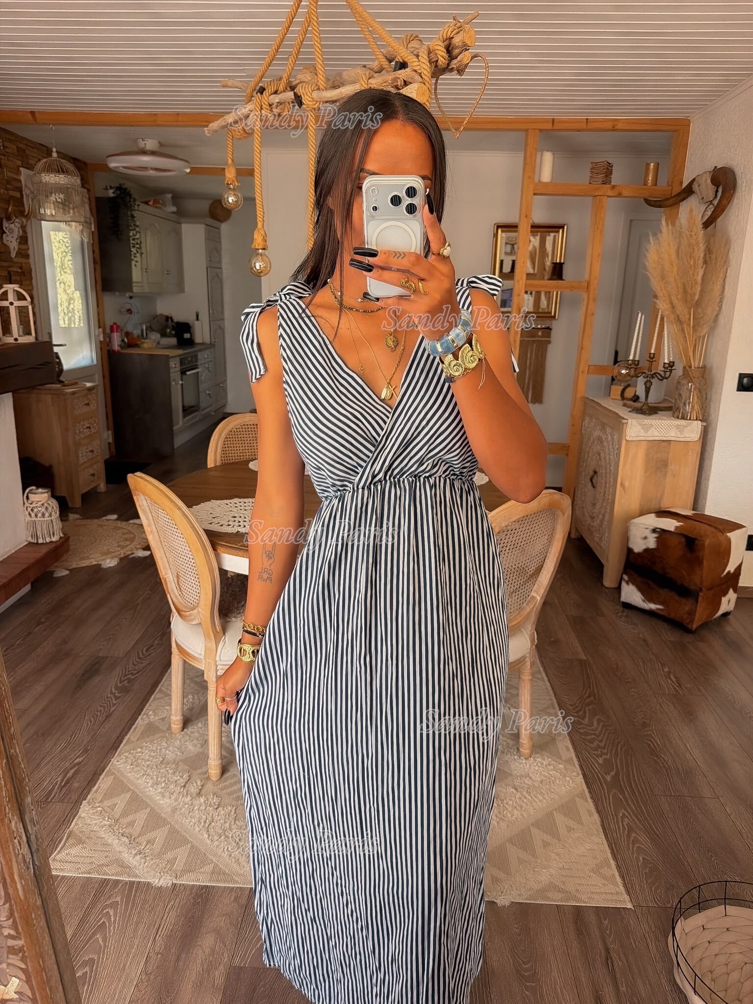 Großhändler Sandy Paris - Gestreiftes Maxikleid mit geknoteten Trägern 100% Lyocell