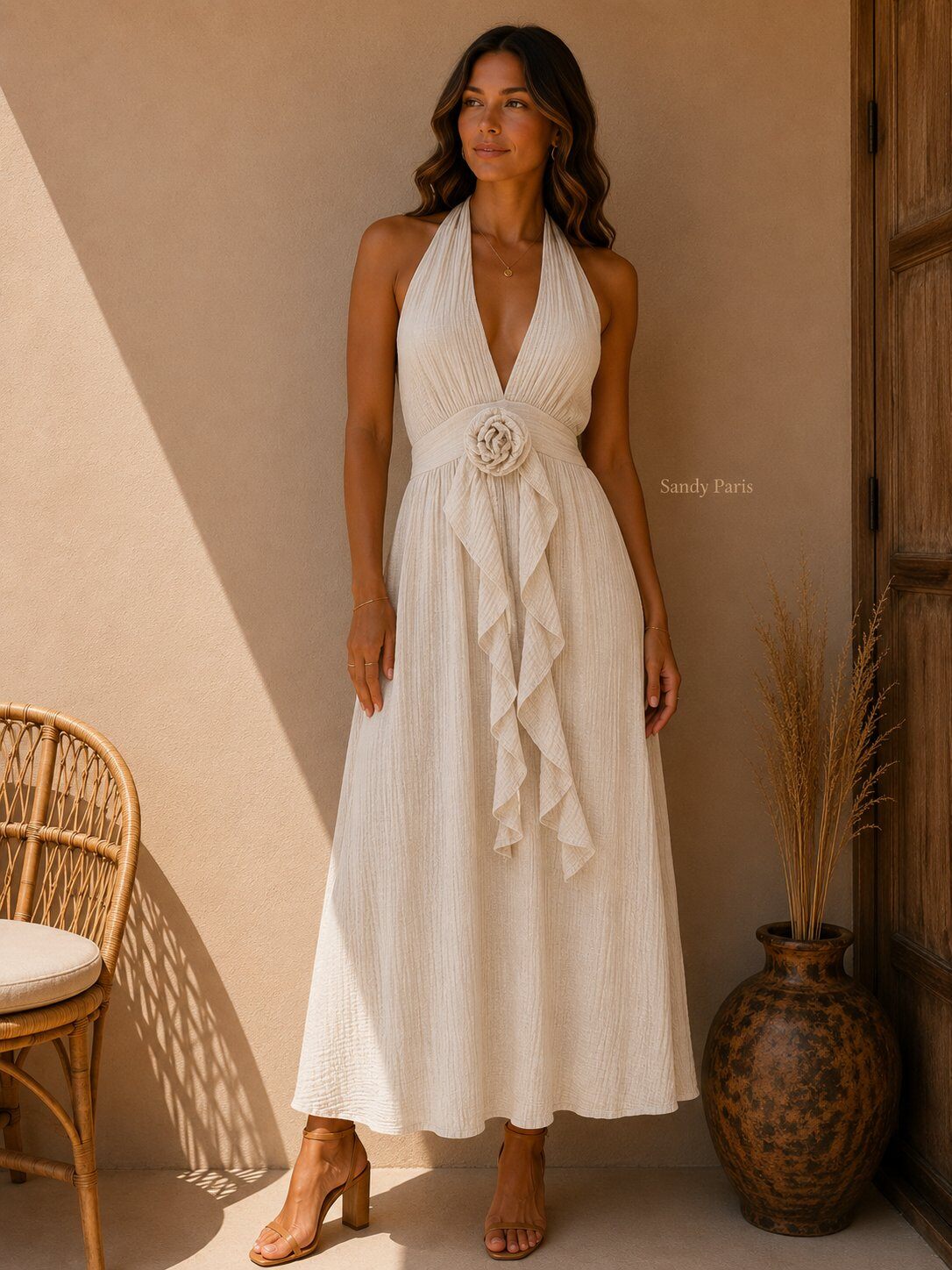 Mayorista Sandy Paris - Vestido largo de gasa de algodón – Espalda descubierta y detalle floral en la cintura