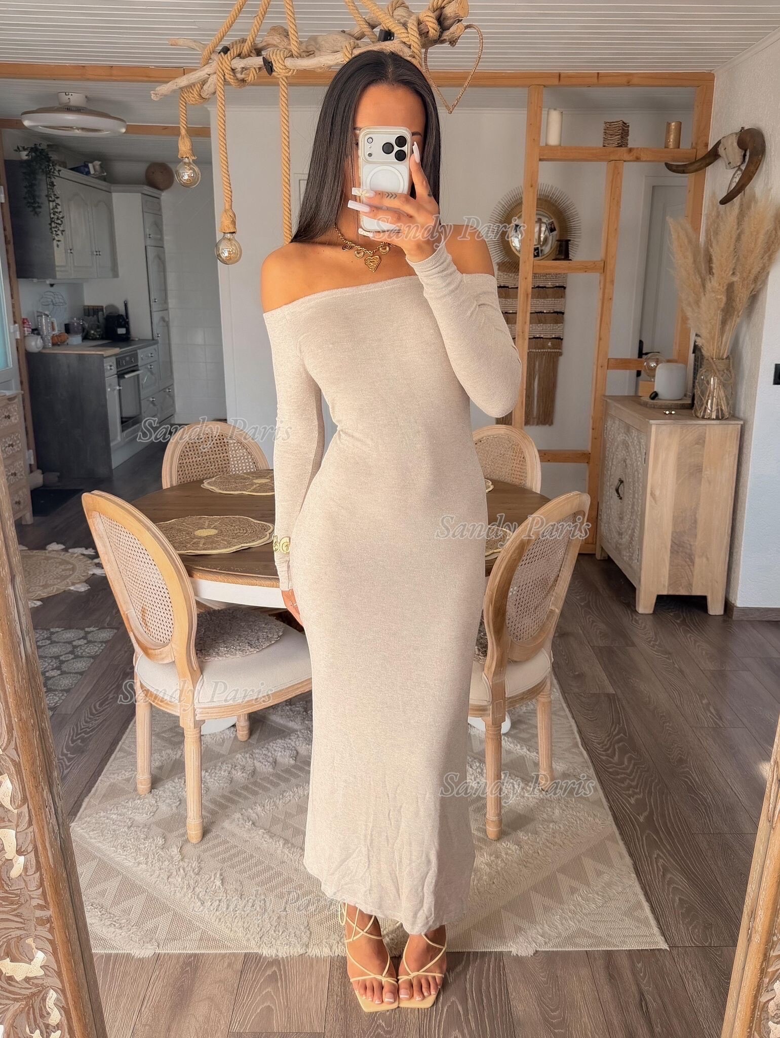 Grossista Sandy Paris - Abito in maglia fine con scollo bardot