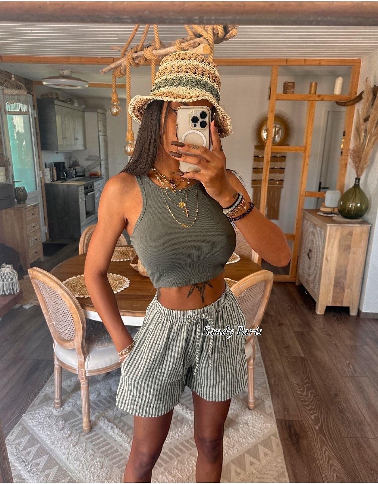 Großhändler Sandy Paris - Gestreifte Shorts aus Baumwollgaze - Komfort und lässiger Stil
