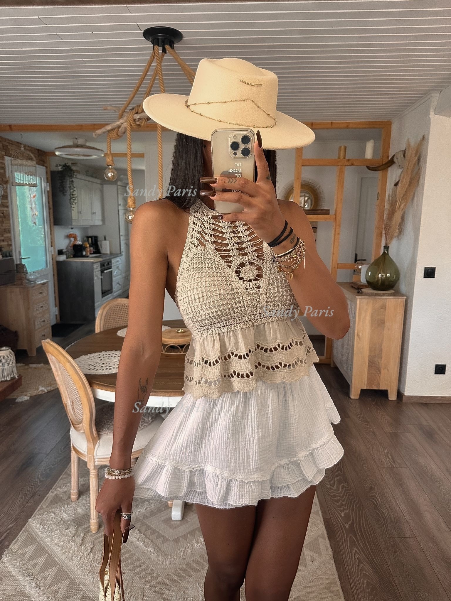 Grossista Sandy Paris - Top Bohemien in Crochet e Garza di Cotone – Eleganza e Leggerezza