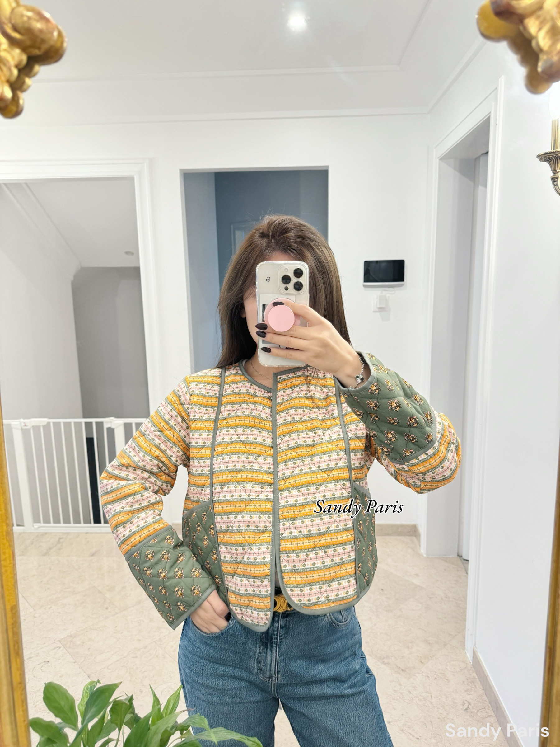 Grossiste Sandy Paris - Veste Matelassée à Motifs Géométriques