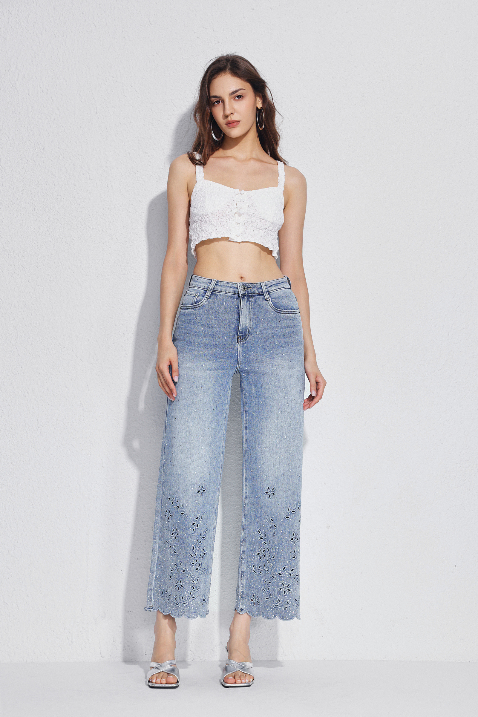 Mayorista Schilo-Jolie - JEANS ANCHO DE DOBLE CARA CON BORDADO DE STRASS