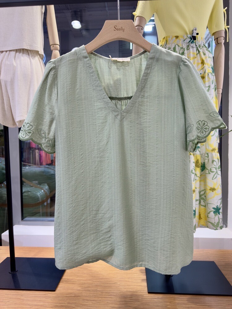 Grossiste Seelly - Blouse manche brodée