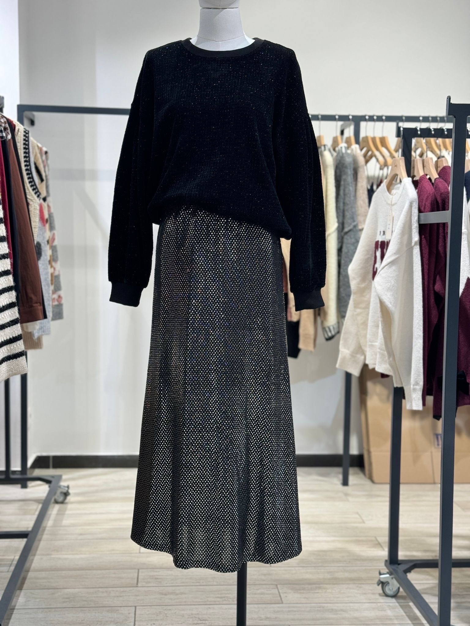 Wholesaler Seelly - Shiny skirt, elastic waist
