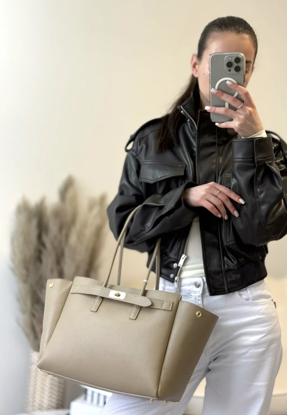 Grossista SELINA & CO - BORSA IN VERA PELLE MEDIA MADE IN ITALY