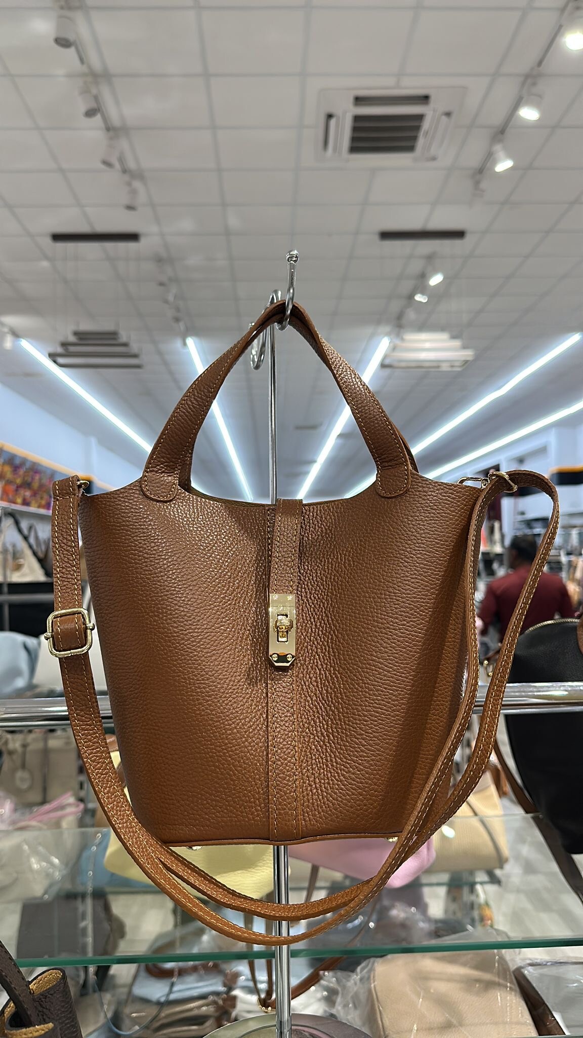 Wholesaler SELINA & CO - GENUINE LEATHER BAG MADE IN ITALY