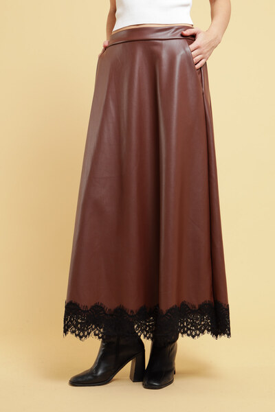 Grossiste SEVEN SEPT - Jupe longue en simili cuir dentelle Grossiste SEVEN SEPT - Jupe longue en simili cuir dentelle