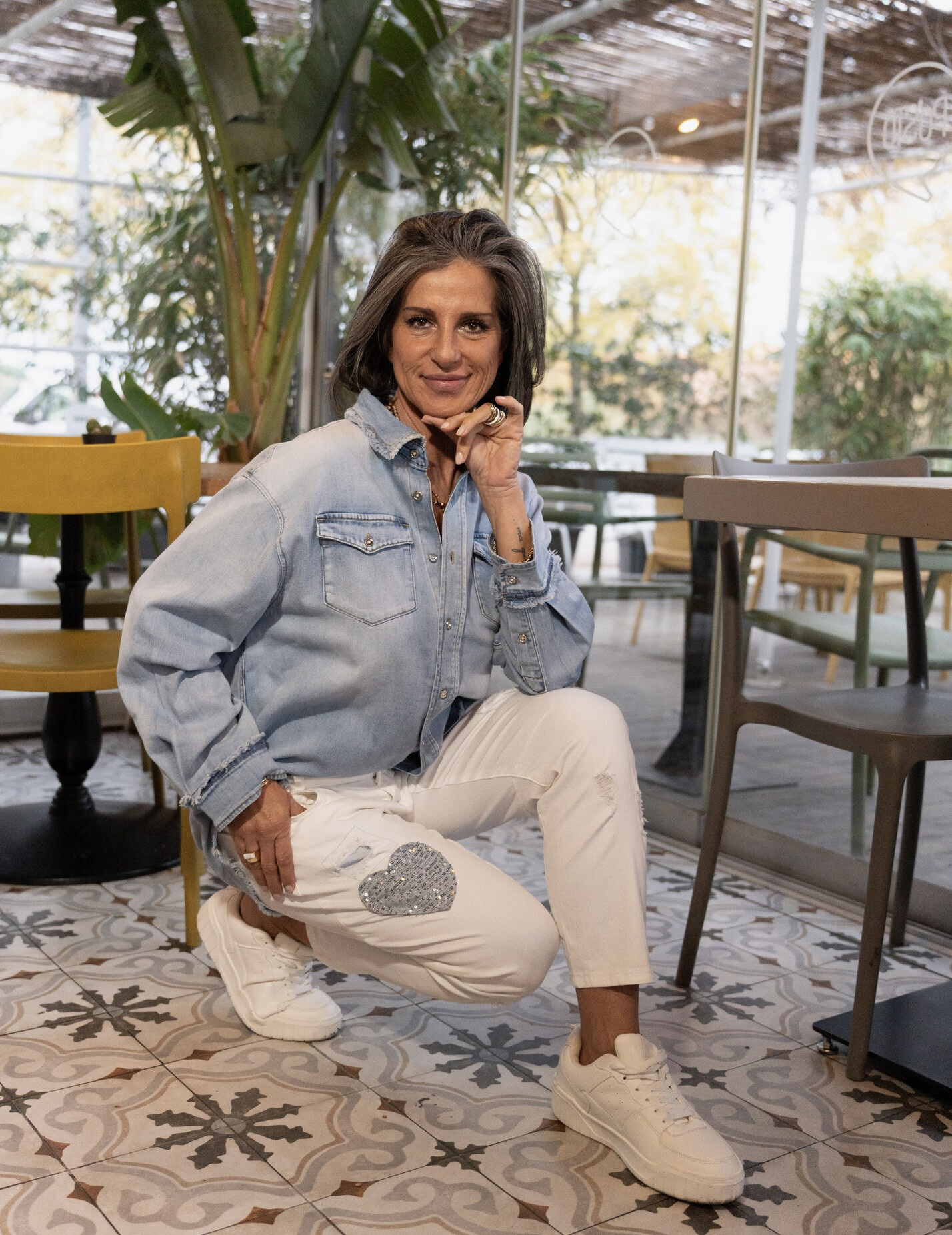 Wholesaler Sexy Woman - Light Blue Boyfriend Fit Jeans with Vintage Effect and Original Casual Design