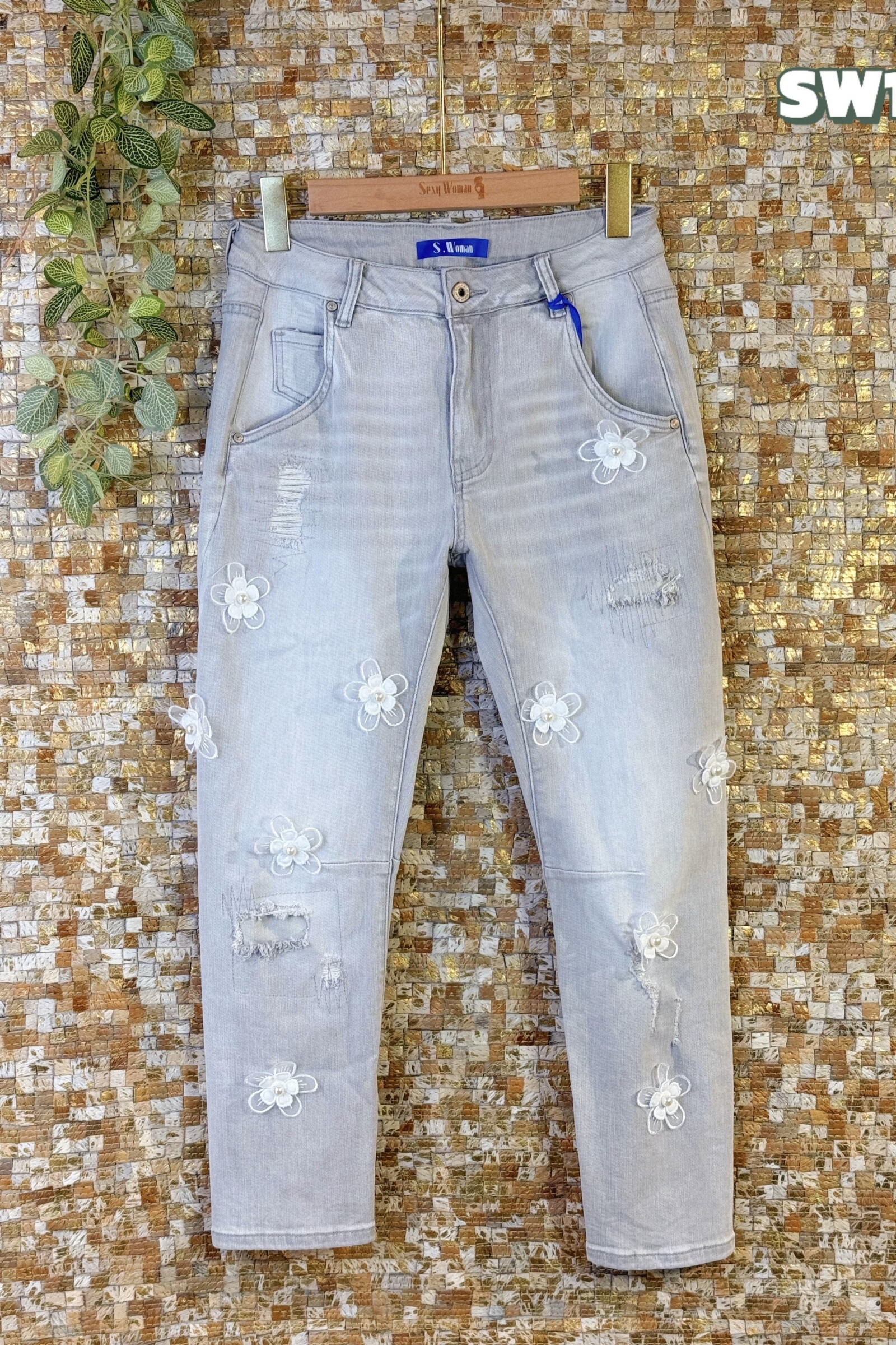 Grossiste Sexy Woman - Boyfriend Fit Jeans gris clair, design original, denim doux, décontracté