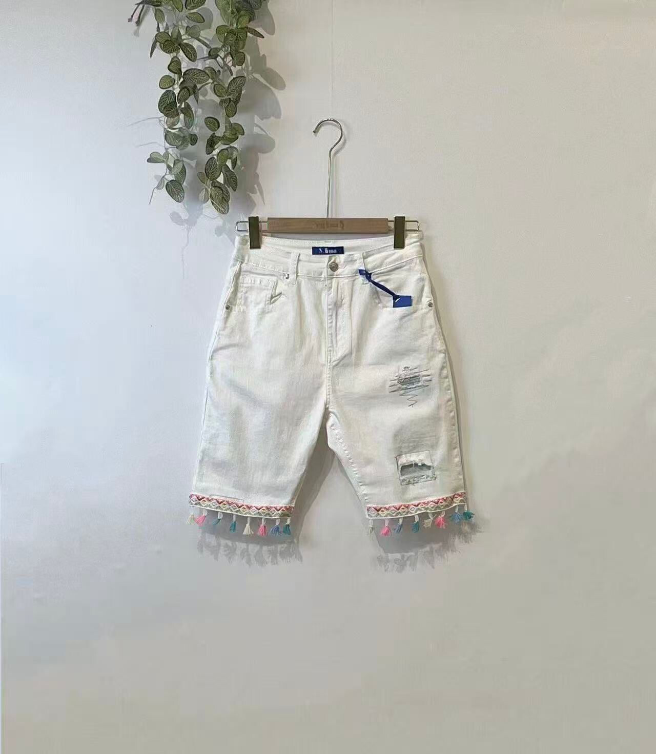 Grossiste Sexy Woman - Jeans de petit ami blanc, design original, denim doux, style de rue