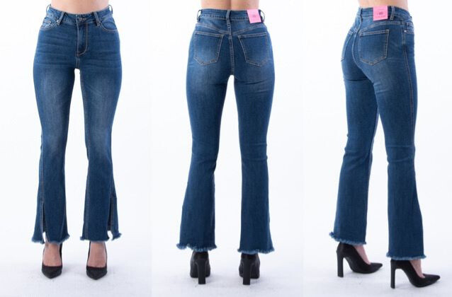 Wholesaler Sexy Woman - New winter style, flared jeans with blue wash, fitted and stretchy, suitable for all seasons.
