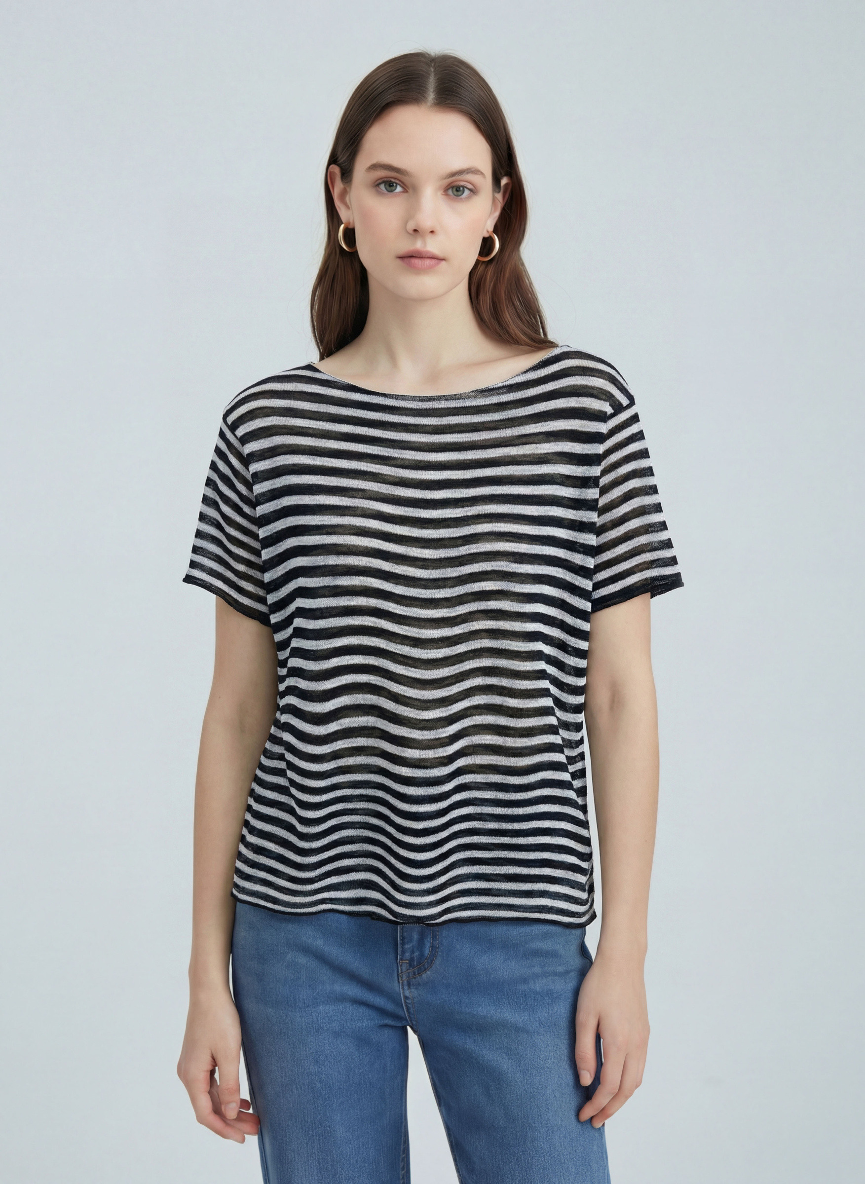 Wholesaler SHEYA FASHION - Lightweight Sheer Striped Short Sleeve Knit Tee