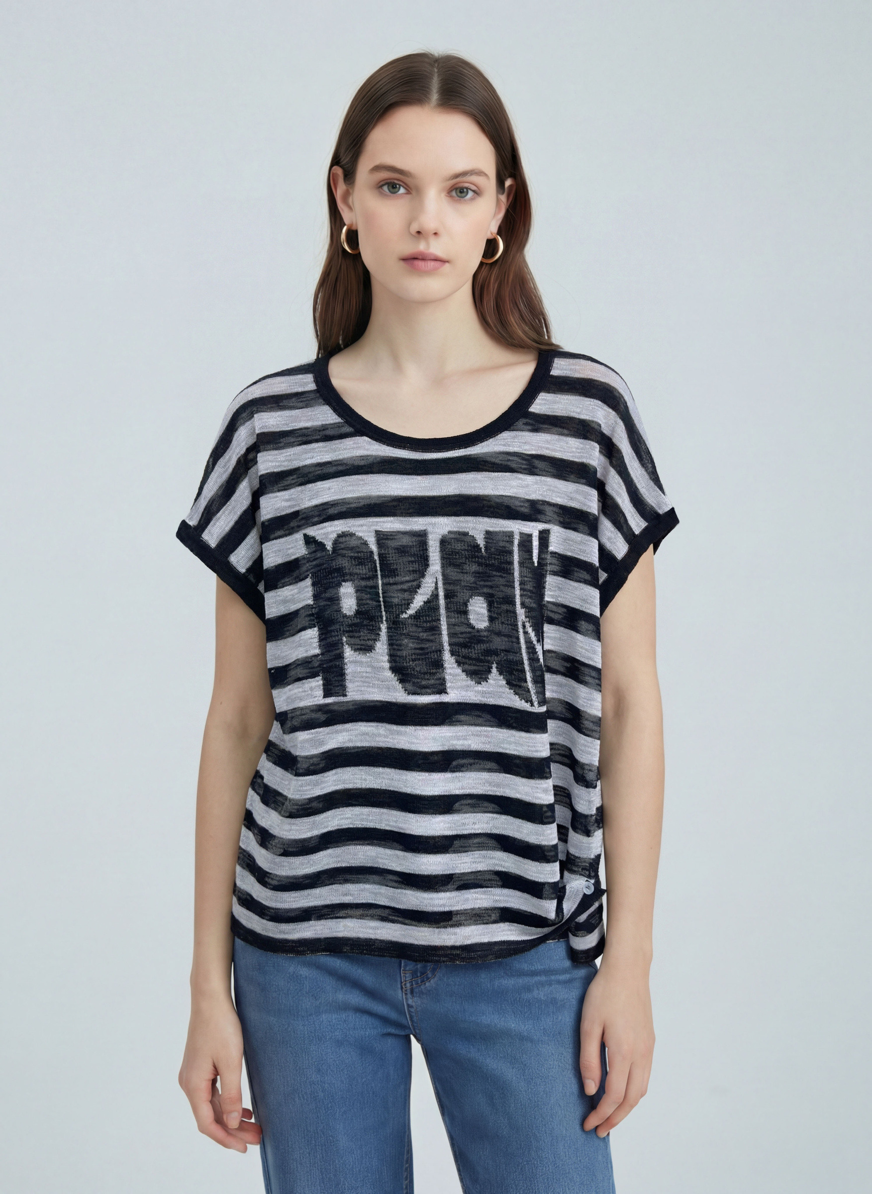 Wholesaler SHEYA FASHION - Casual Letter Print Striped Slub Knit Short Sleeve Top