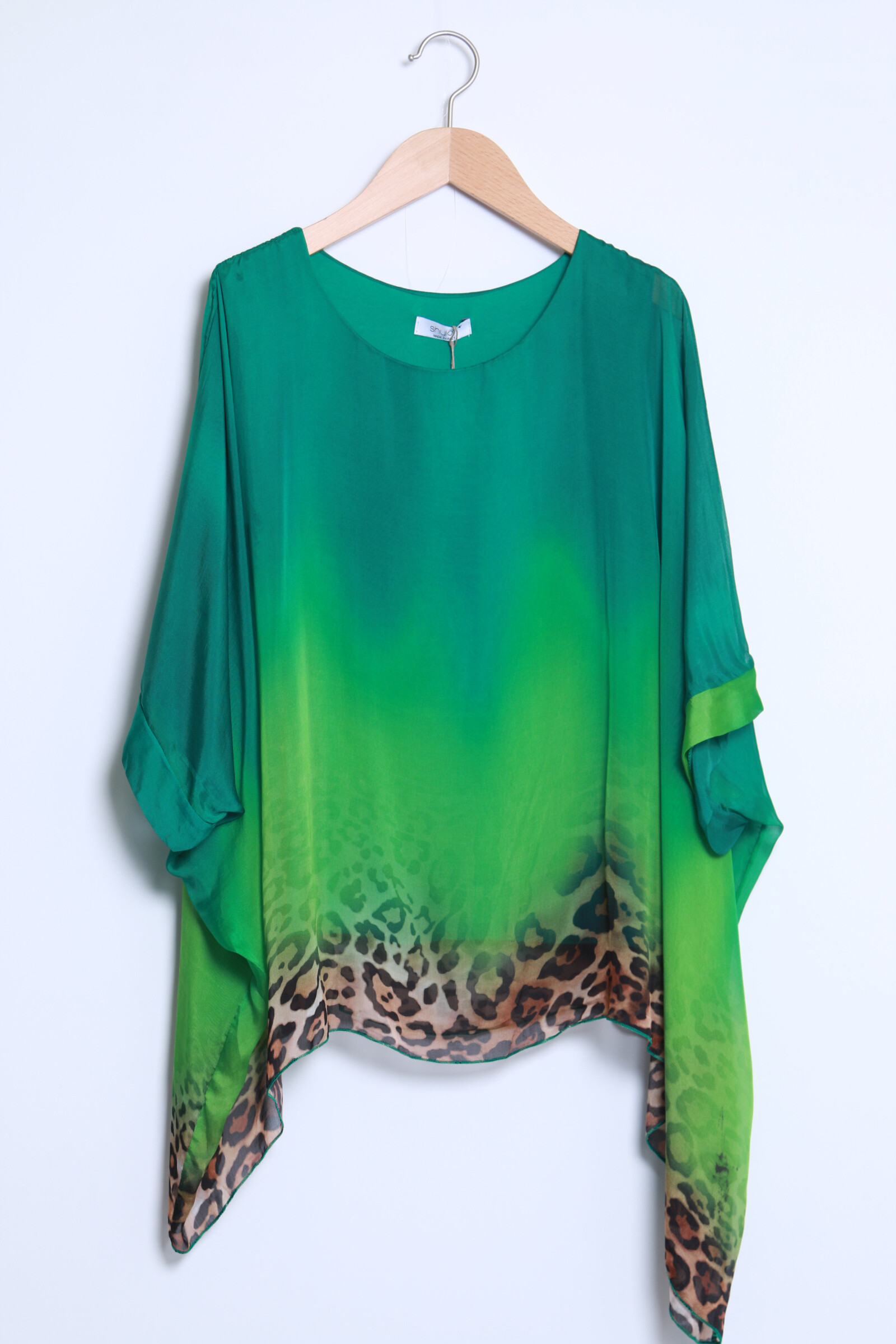 Wholesaler SHYLOH - Top