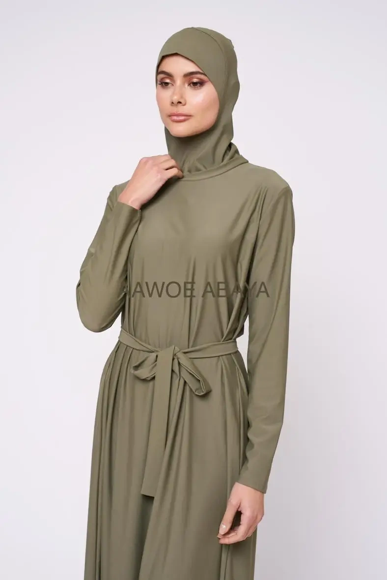 Grossiste SILVER FASHION - Burkini 4 pièces avec tunique longue, legging, brassière et bonnet