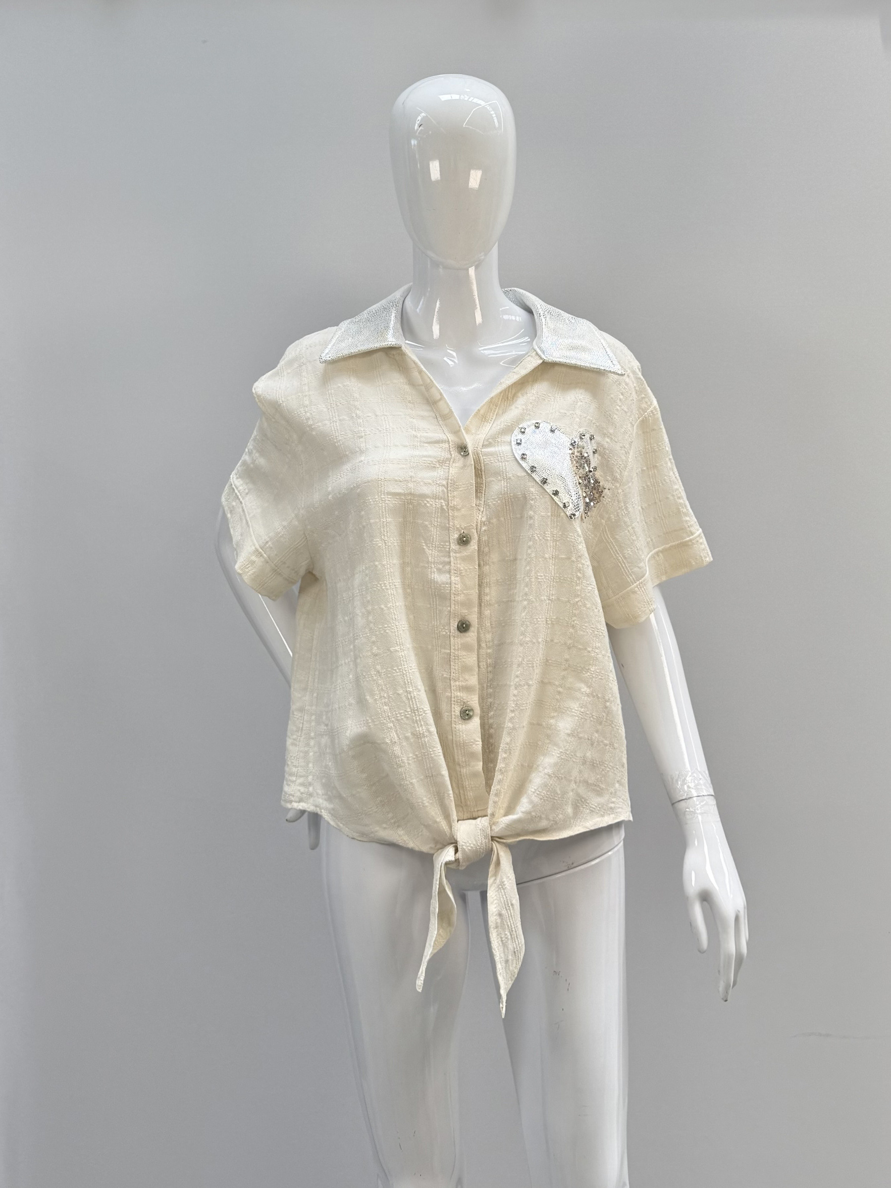 Wholesaler SILVIA - Short shirt with little heart