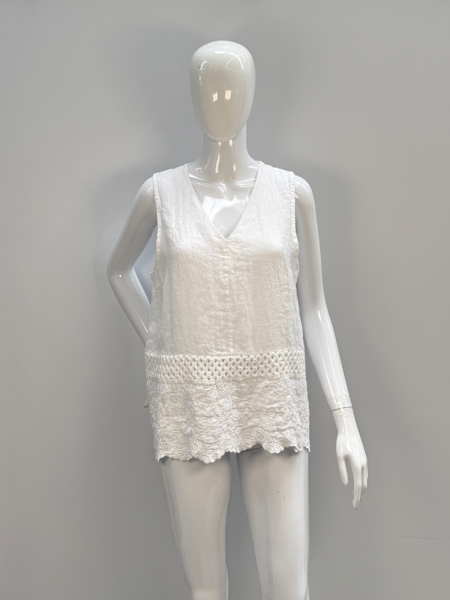Großhändler SILVIA - Trägershirt mit Stickerei