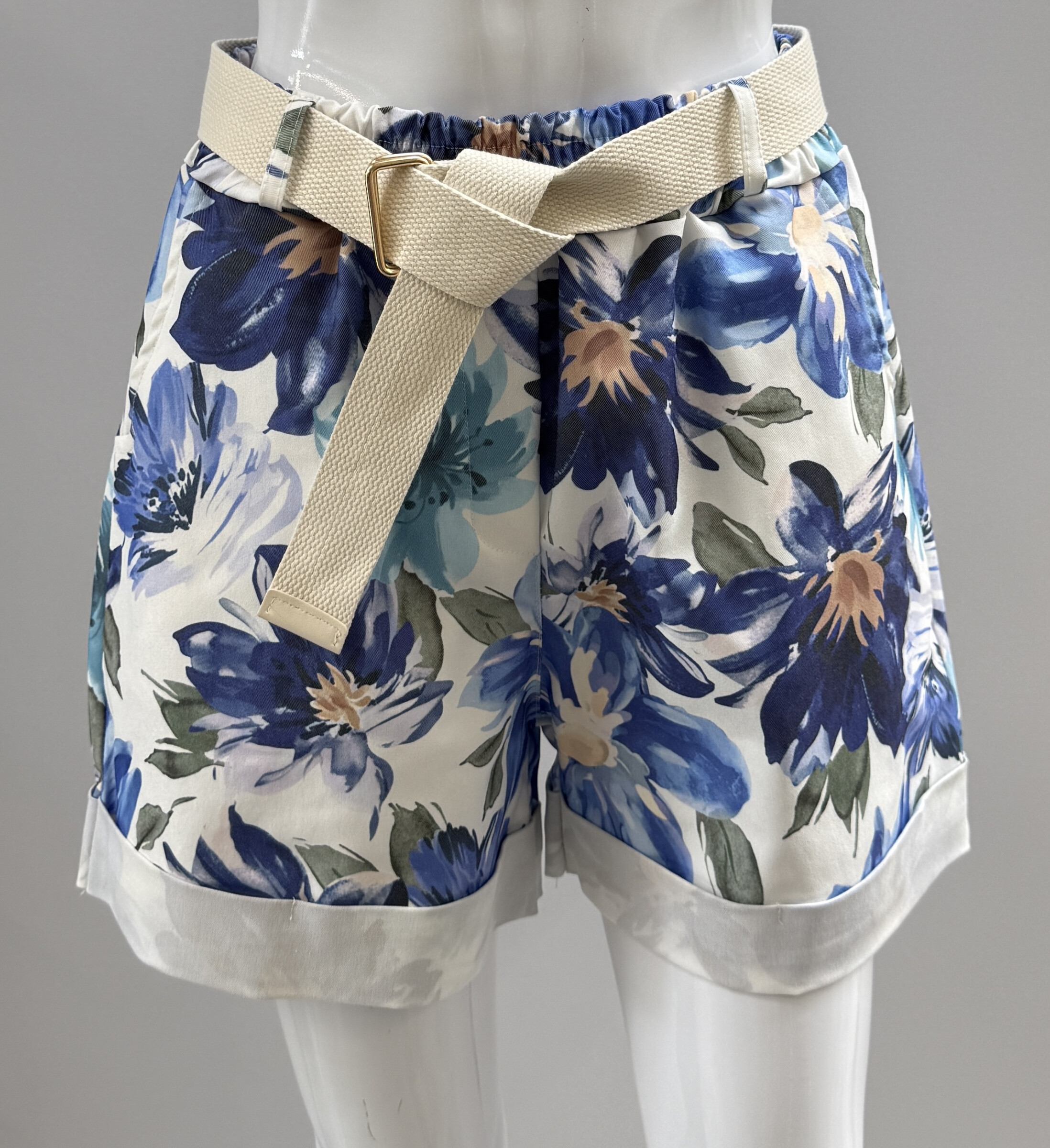 Grossiste SILVIA - shorts avec des dessins