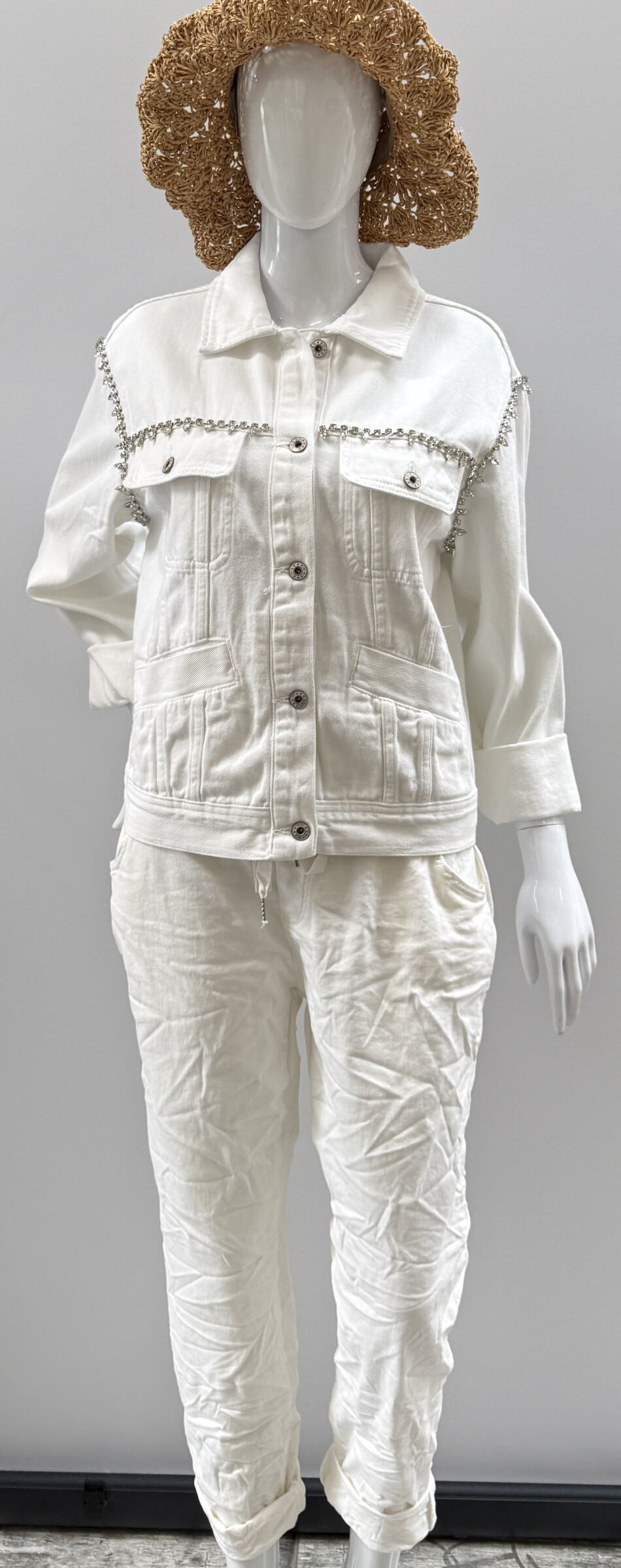 Grossiste SILVIA - veste avec diamant