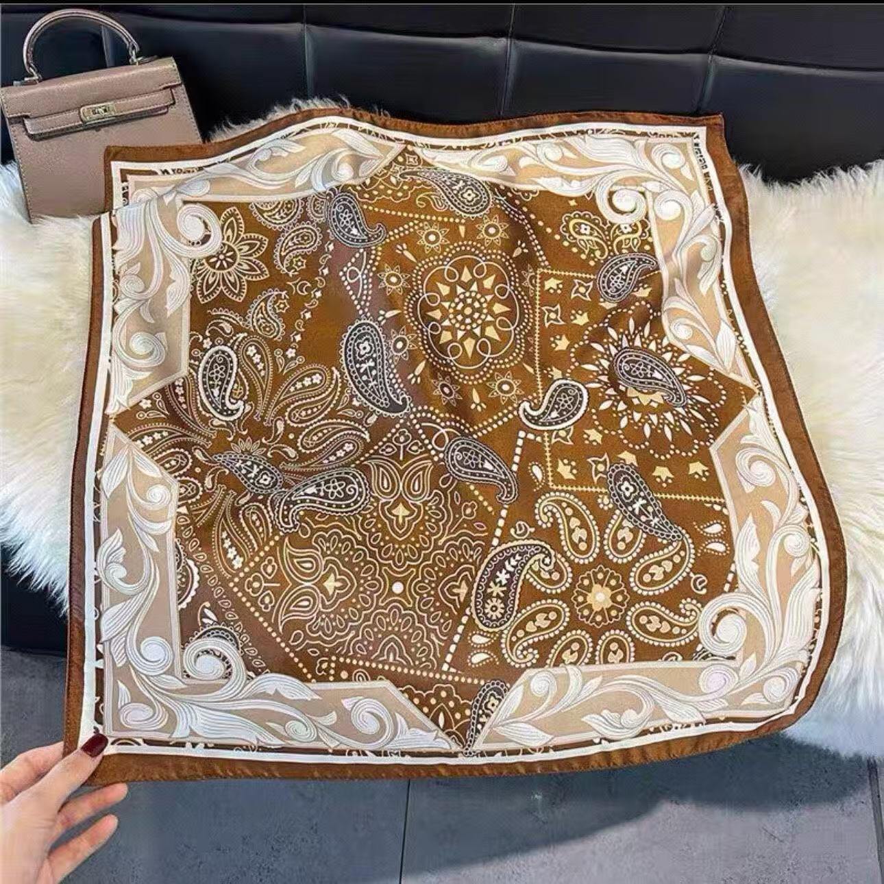 Wholesaler Sissi Accessori - SQUARE SCARF