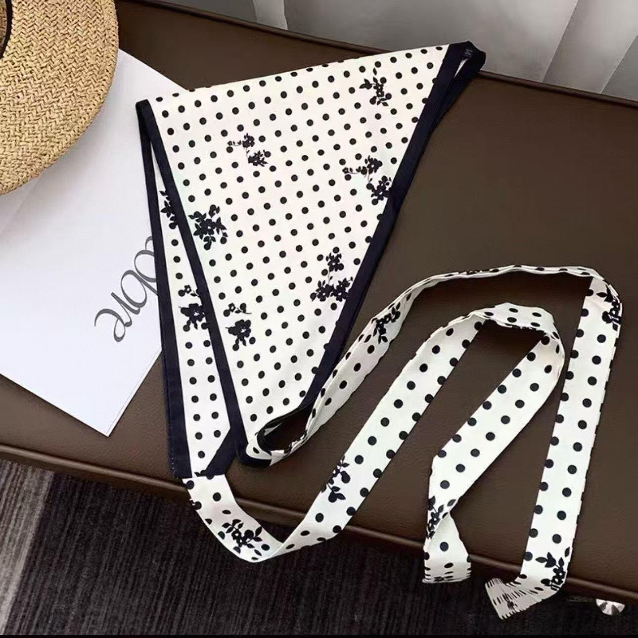 Mayorista Sissi Accessori - PAÑUELO TRIÁNGULO