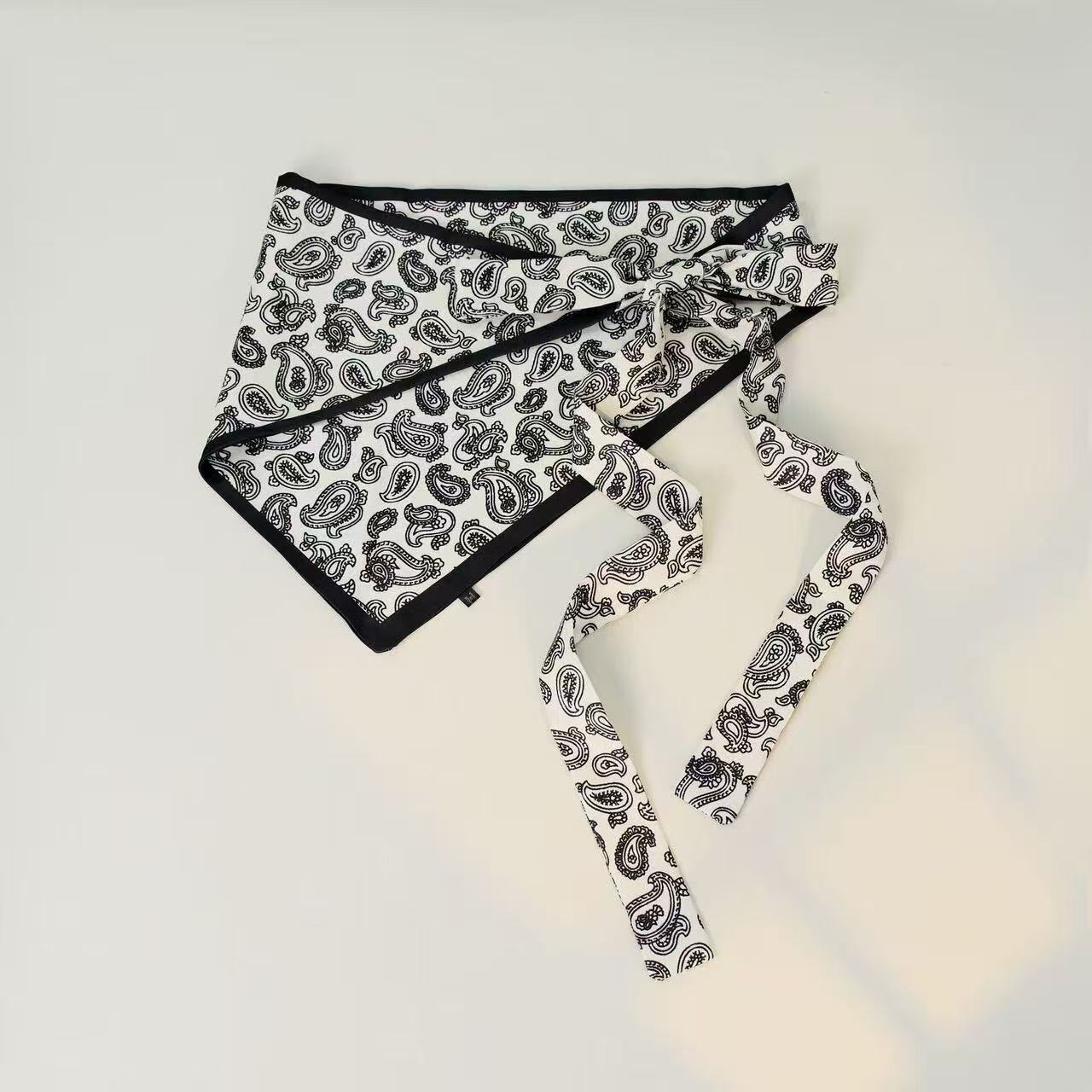 Wholesaler Sissi Accessori - TRIANGLE SCARF