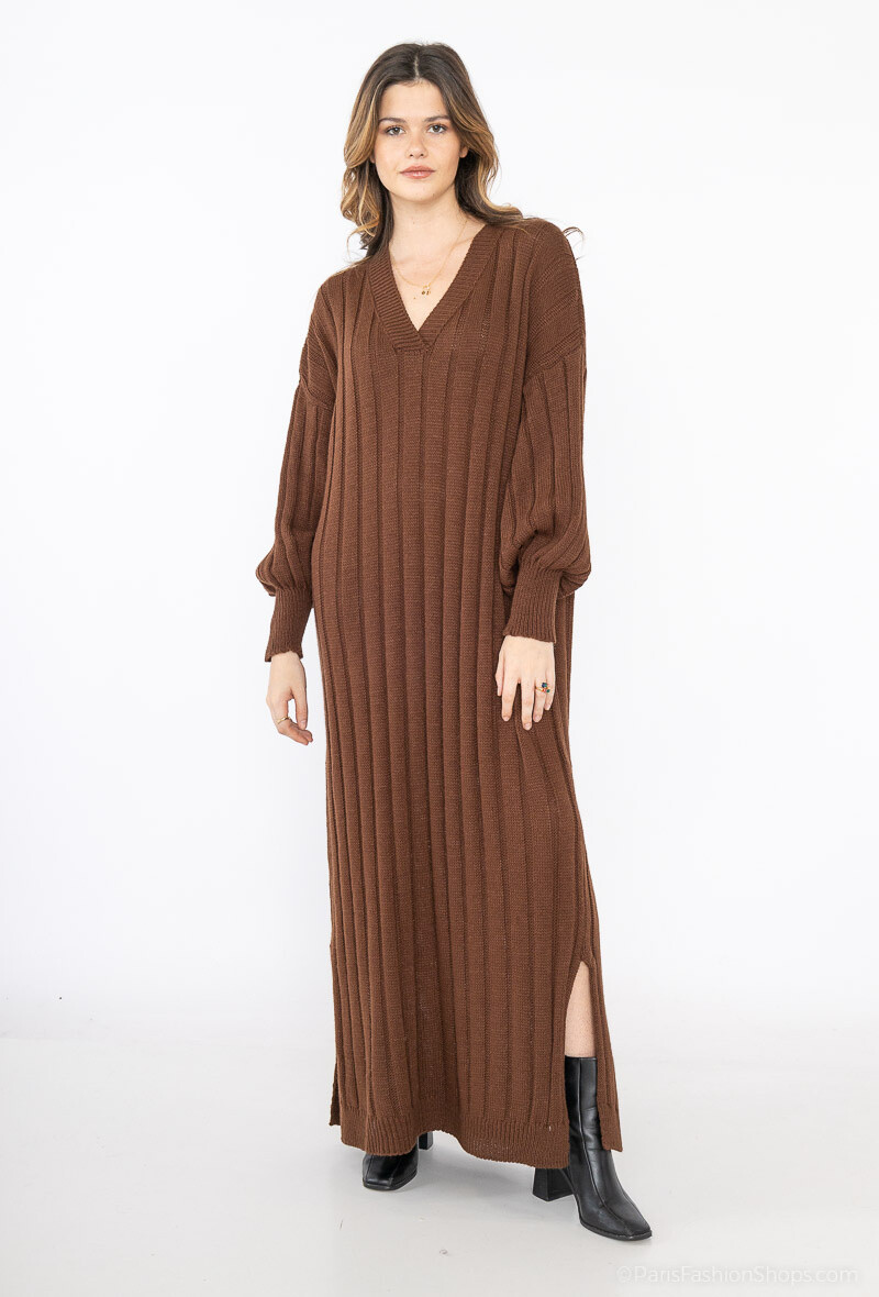 Wholesaler SK MODE - Women's long winter dress with a V-neck, small uniform line (ref. RHLCVSK)